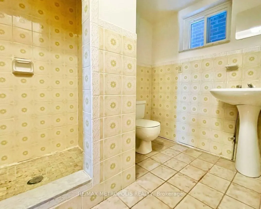 3 Prairie Dunes Place