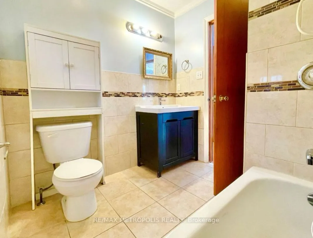 3 Prairie Dunes Place