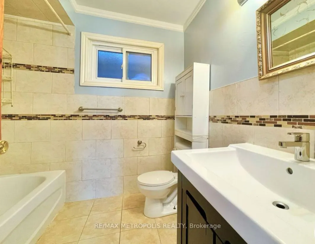 3 Prairie Dunes Place