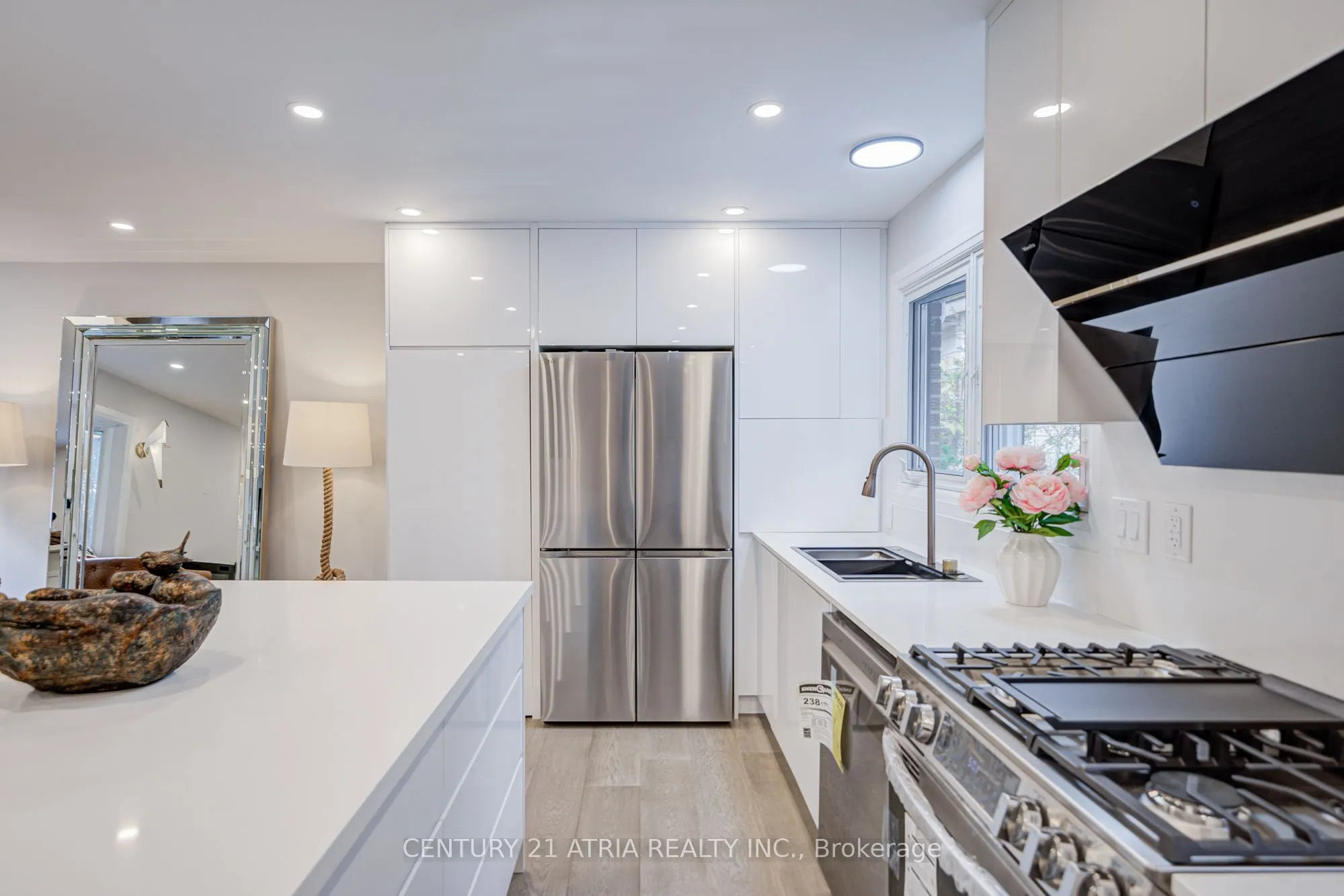 33 Sir Brandiles Place