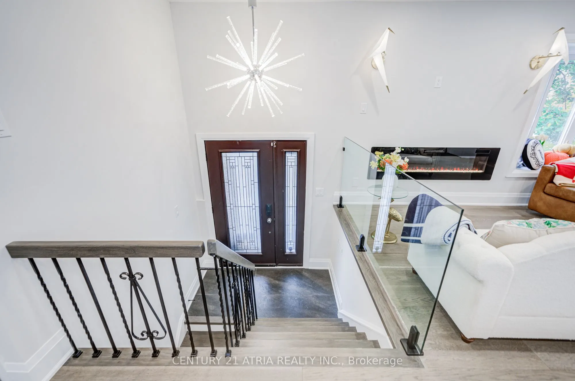 33 Sir Brandiles Place