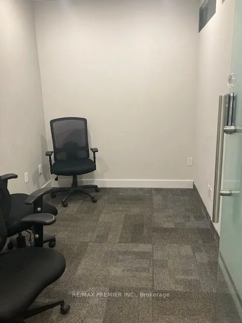 3300 Highway 7 Drive W, #600-12