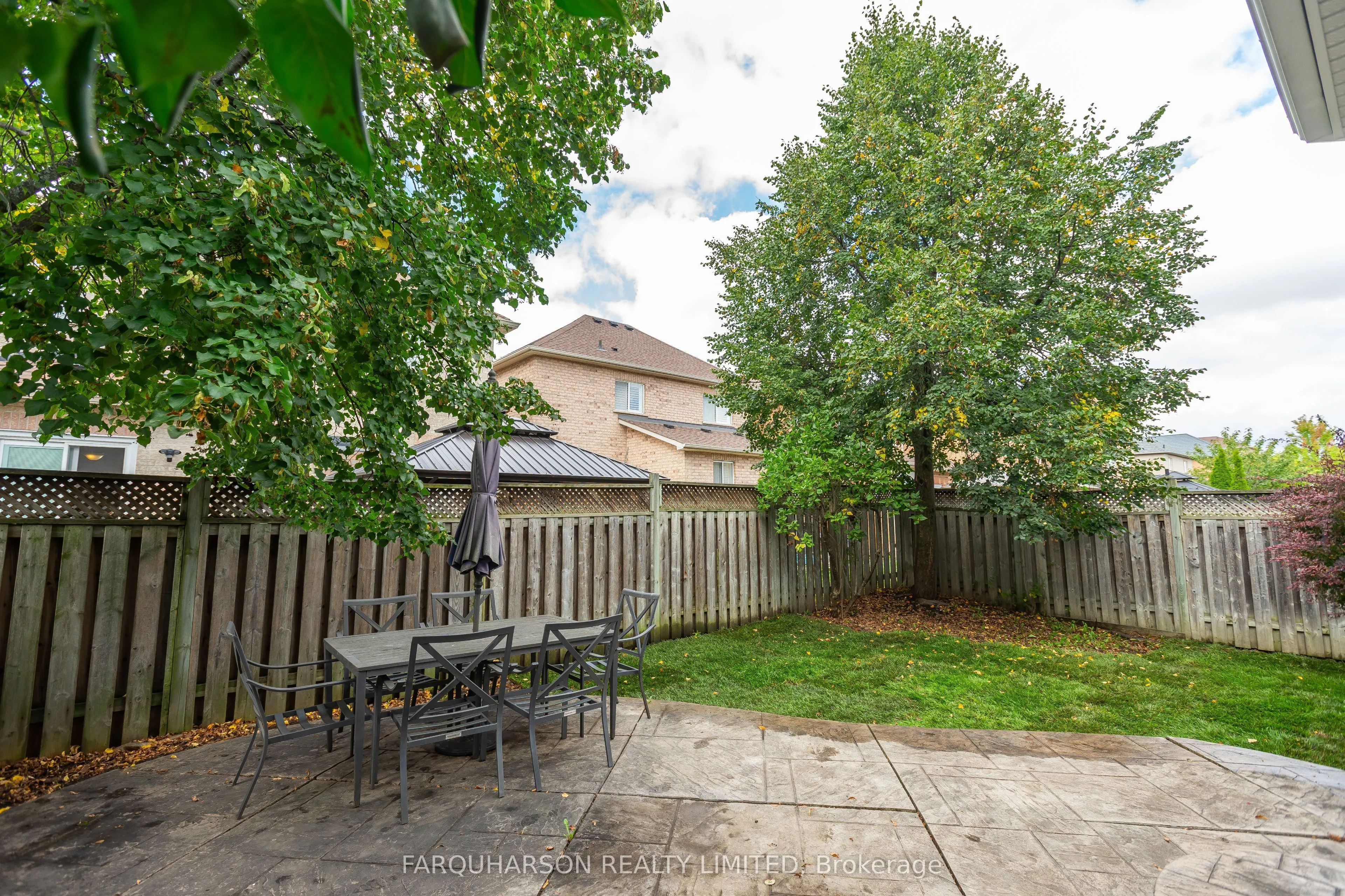 129 Fox Hound Crescent