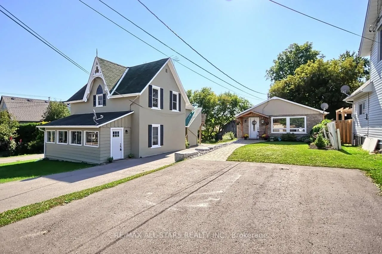 194/198 Brock Street W
