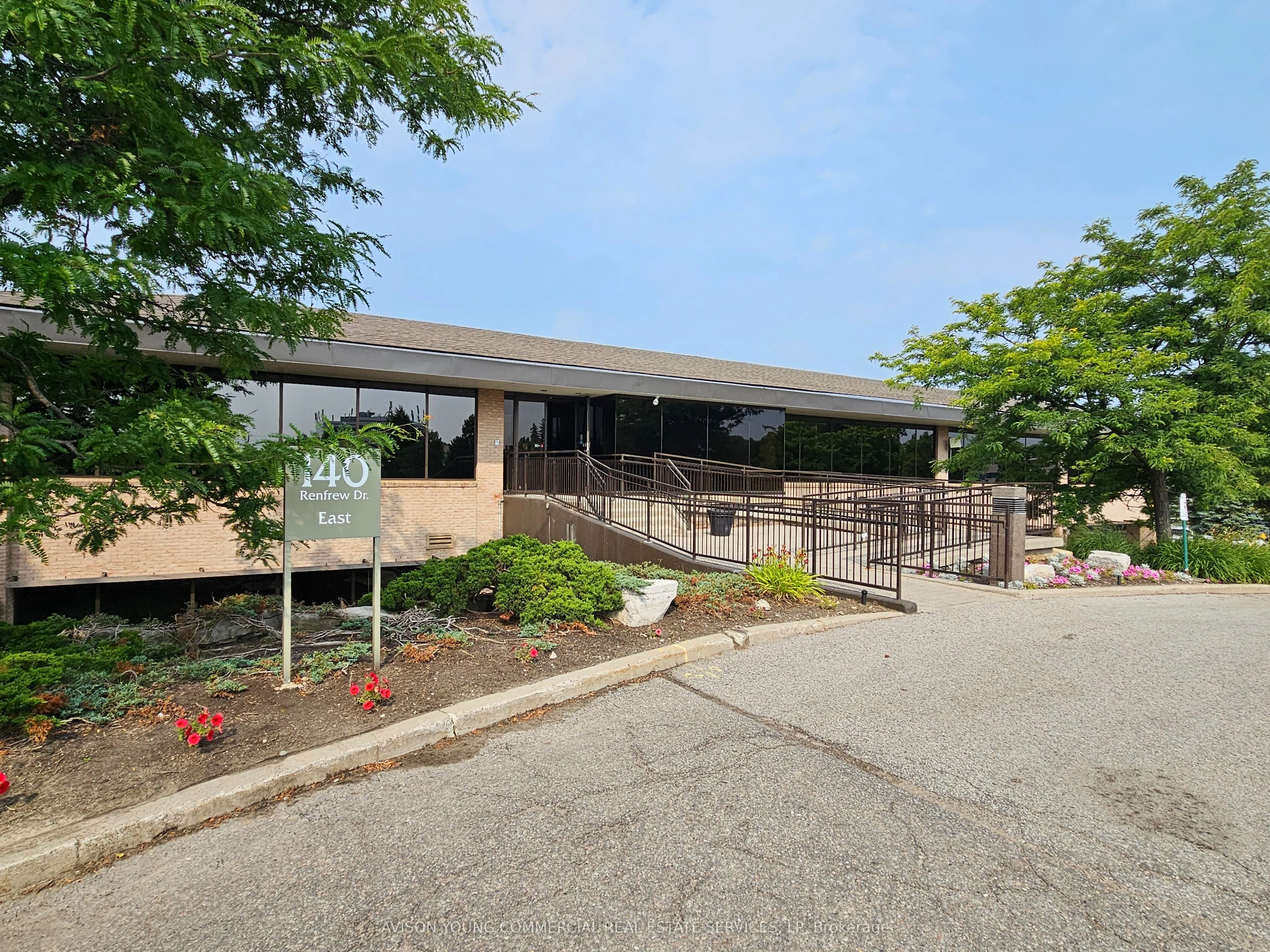 140 Renfrew Drive, #110