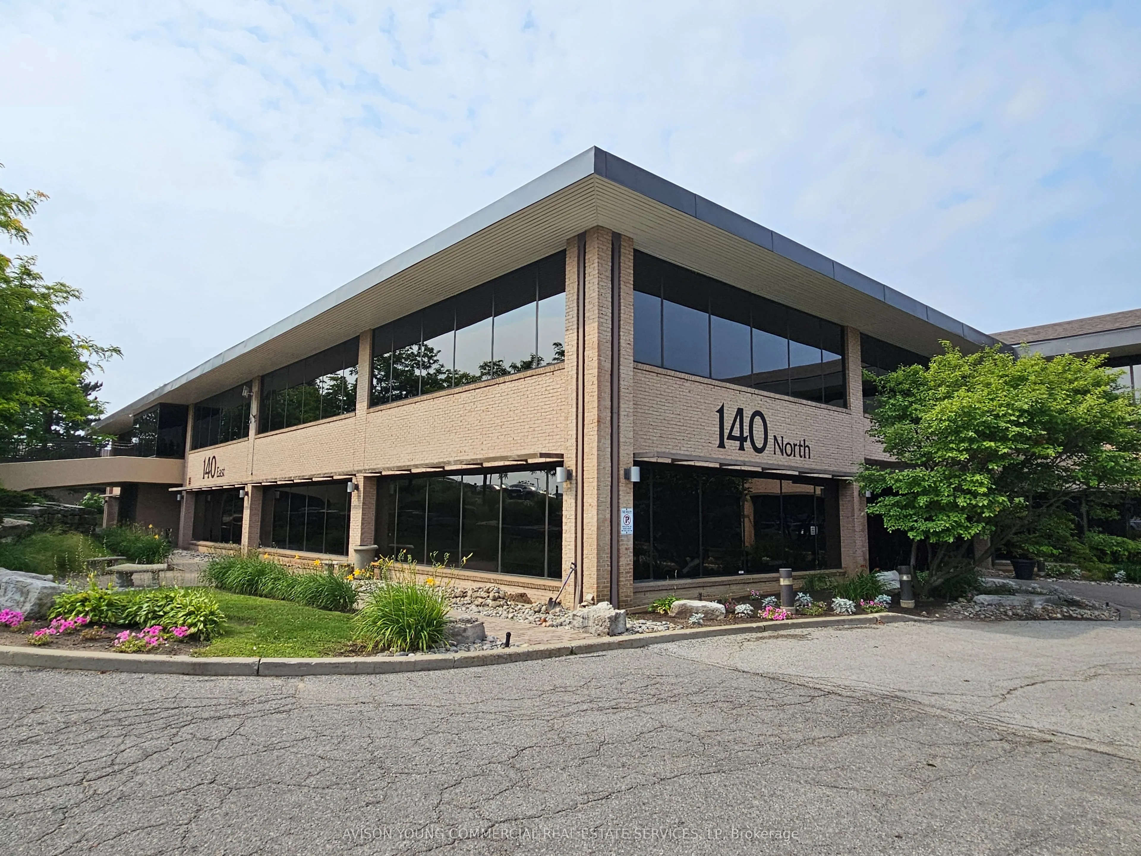140 Renfrew Drive, #110