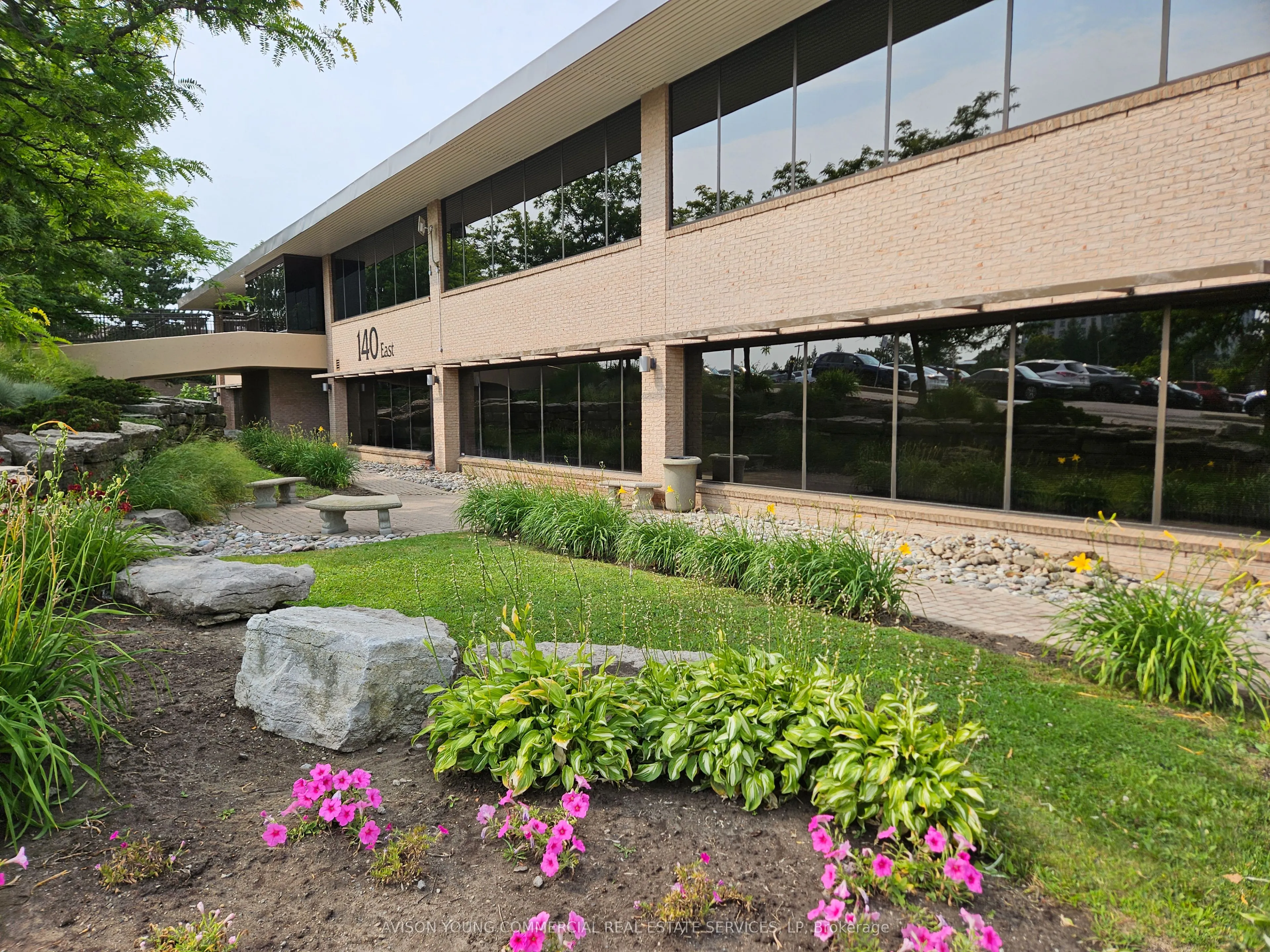 140 Renfrew Drive, #110