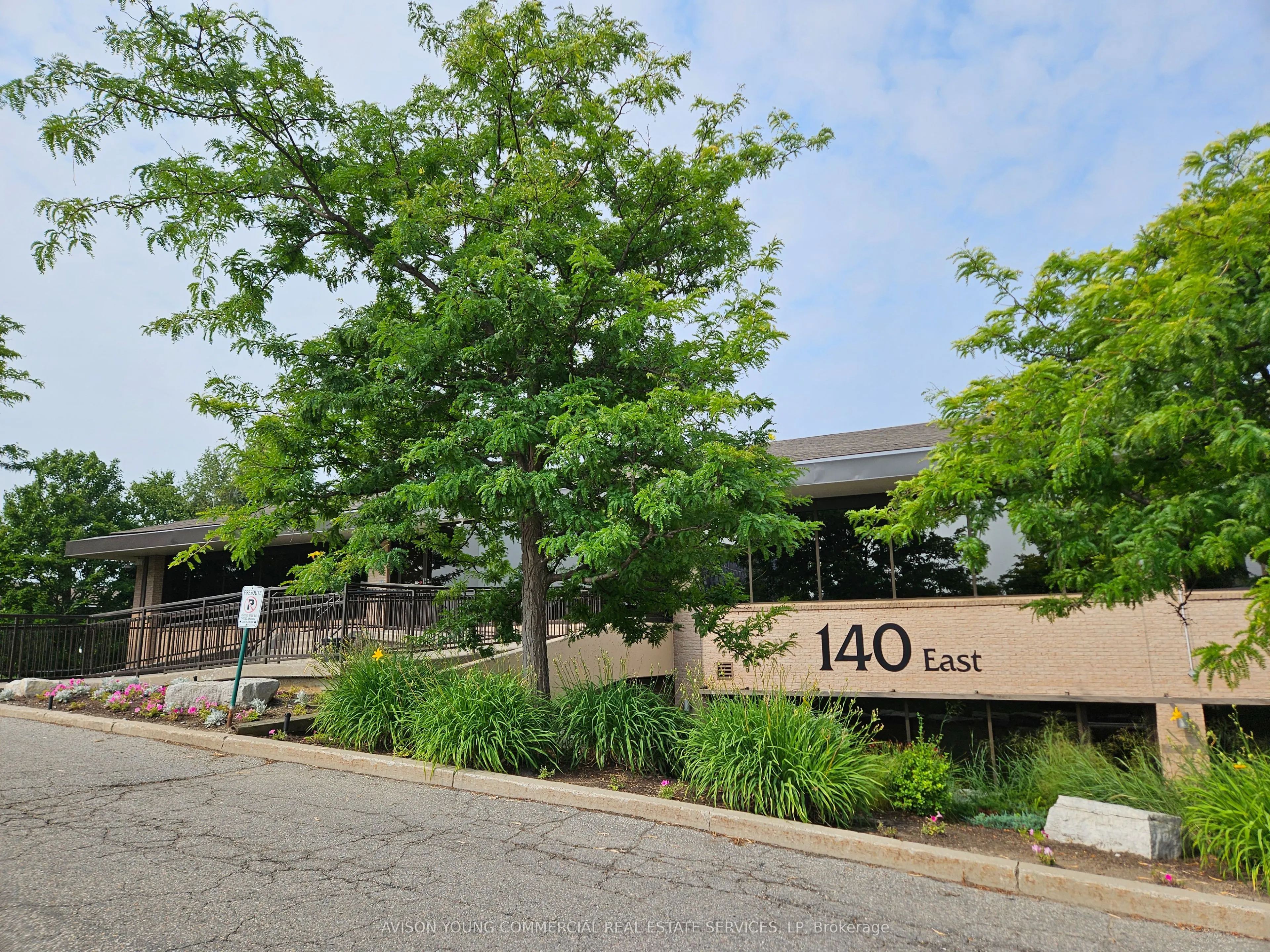 140 Renfrew Drive, #110