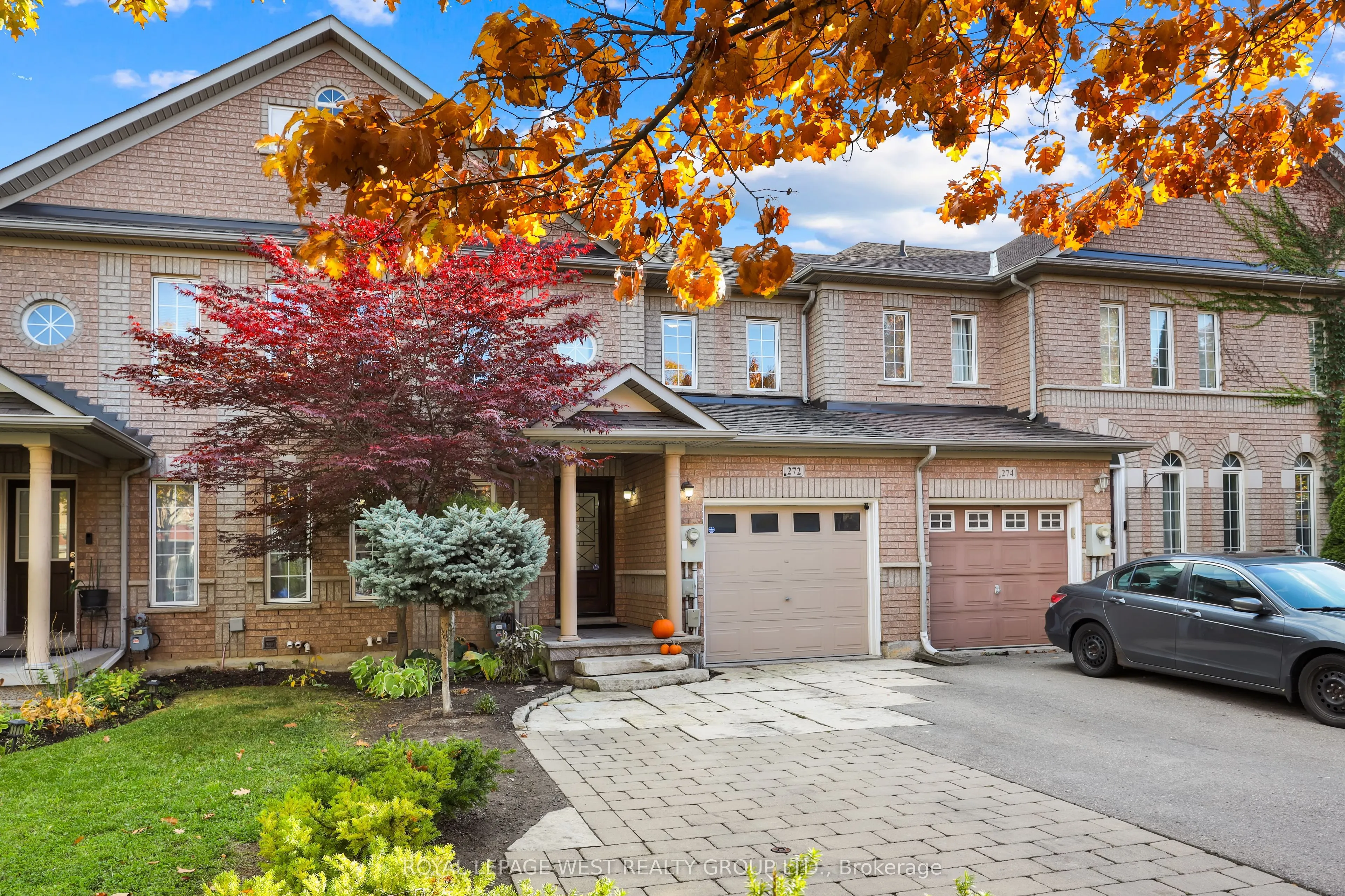 272 Wildberry Crescent
