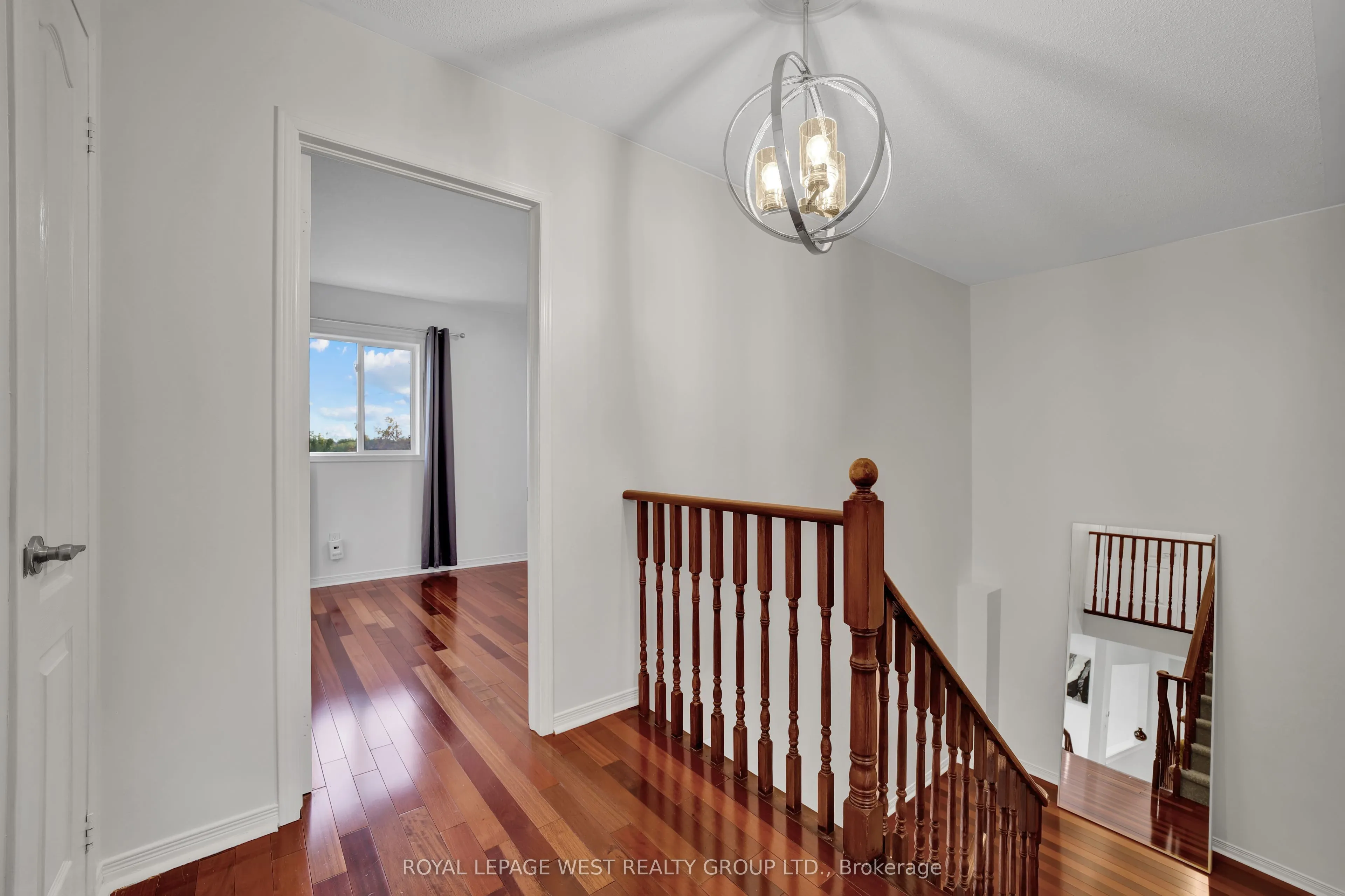 272 Wildberry Crescent