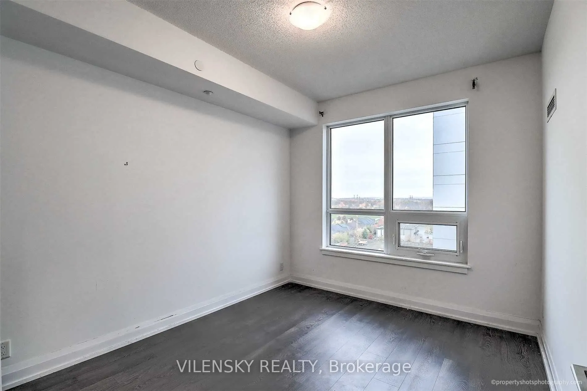 7890 Bathurst Street, #1011