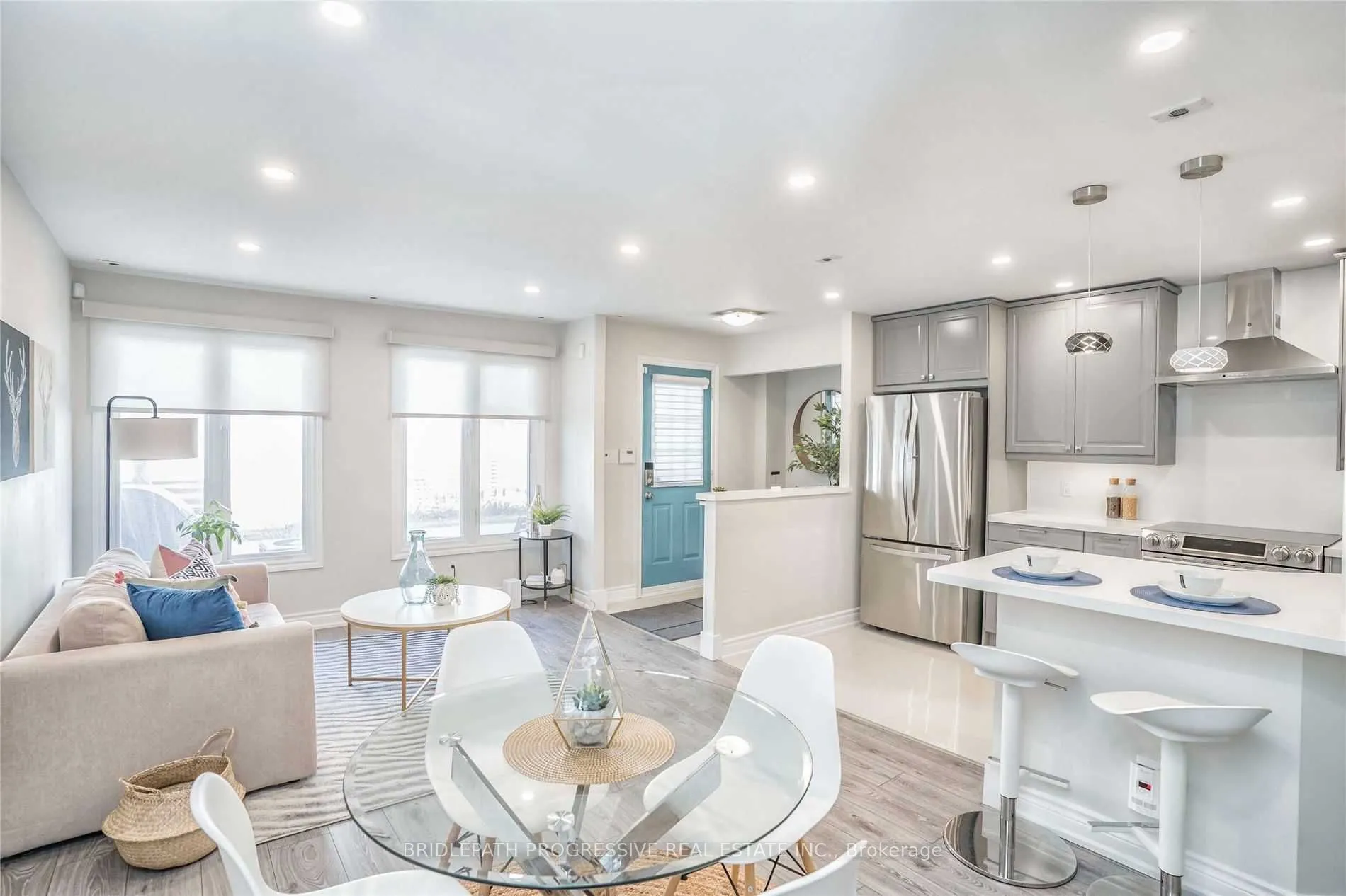 151 Townsgate Drive, #82