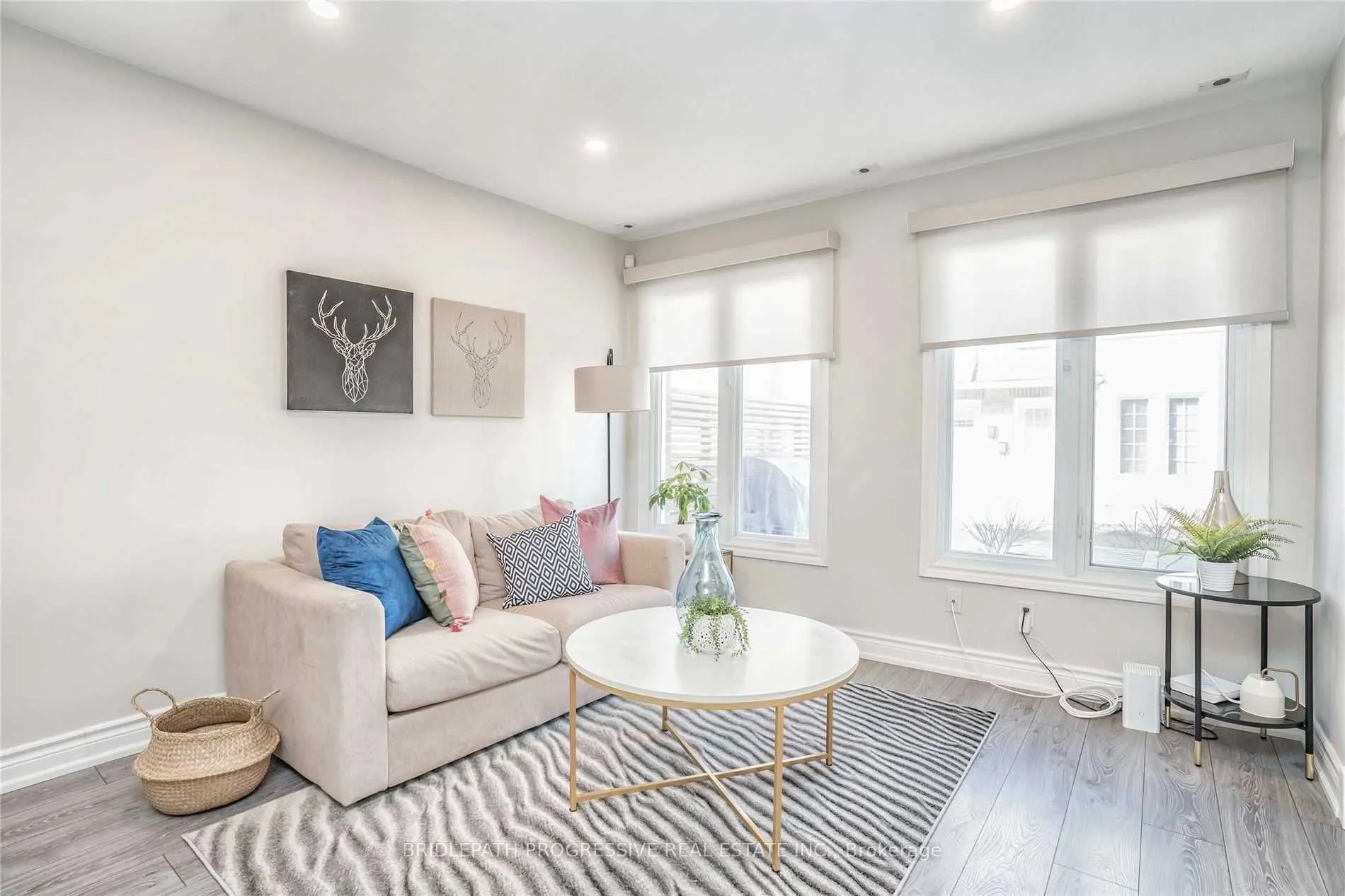151 Townsgate Drive, #82