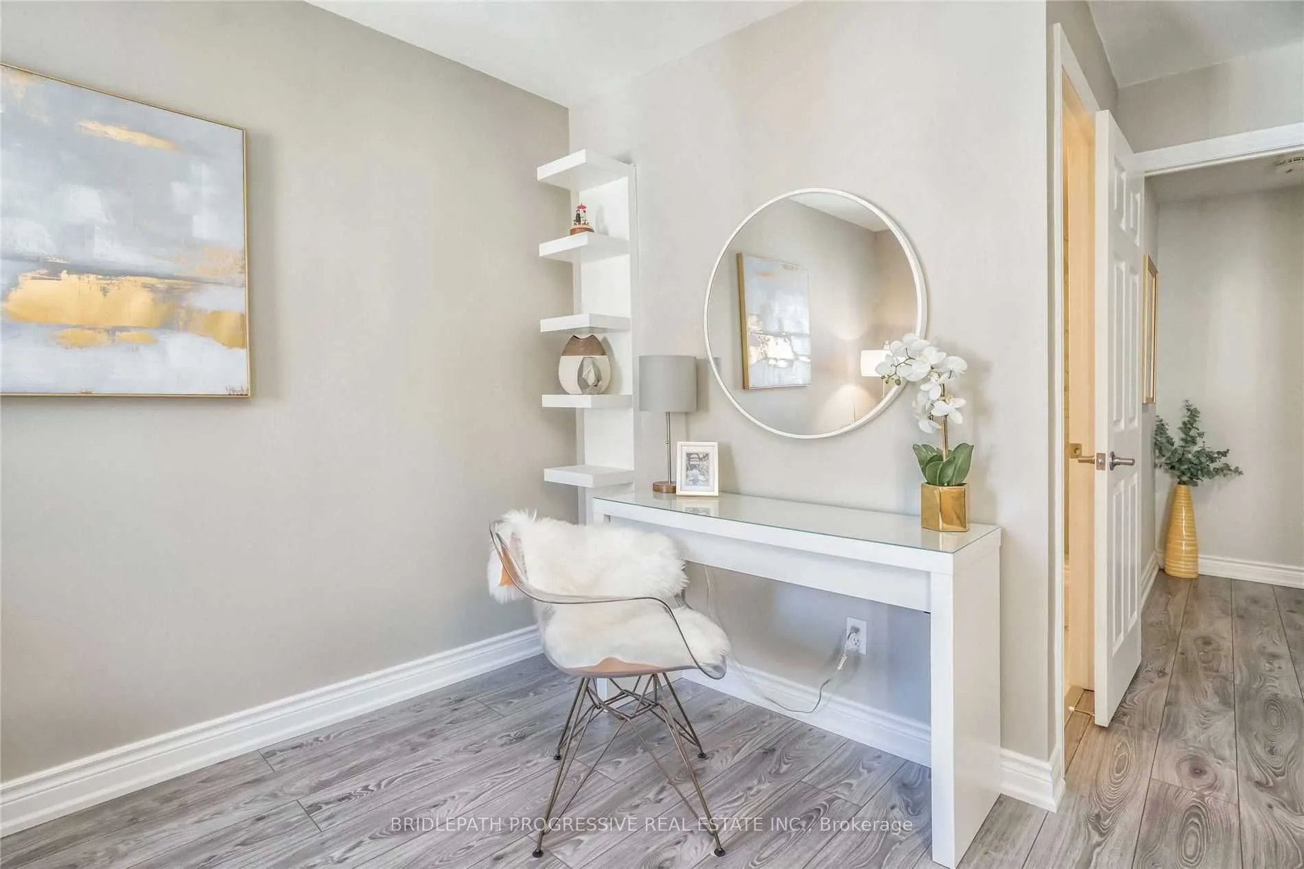 151 Townsgate Drive, #82