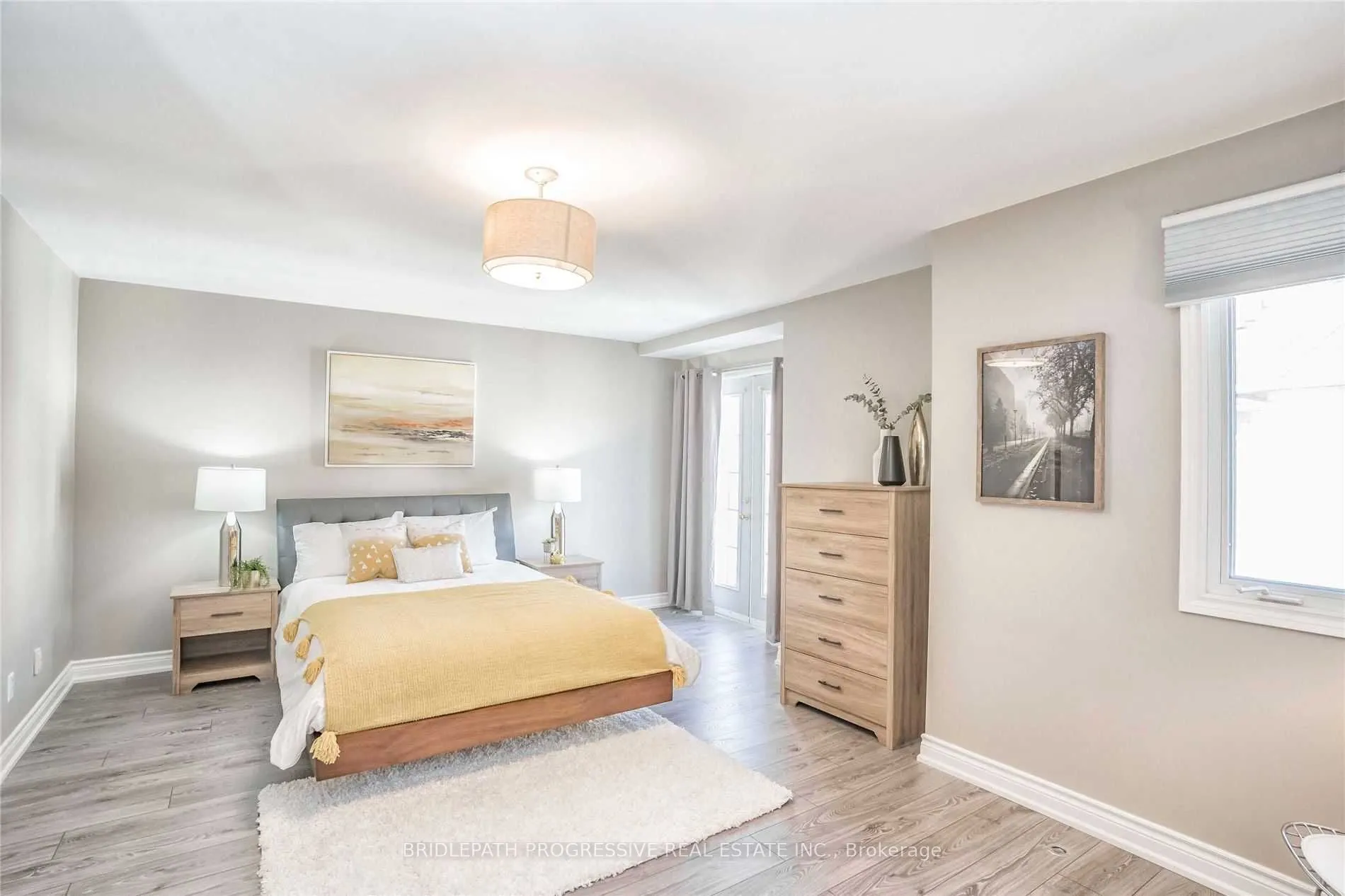 151 Townsgate Drive, #82