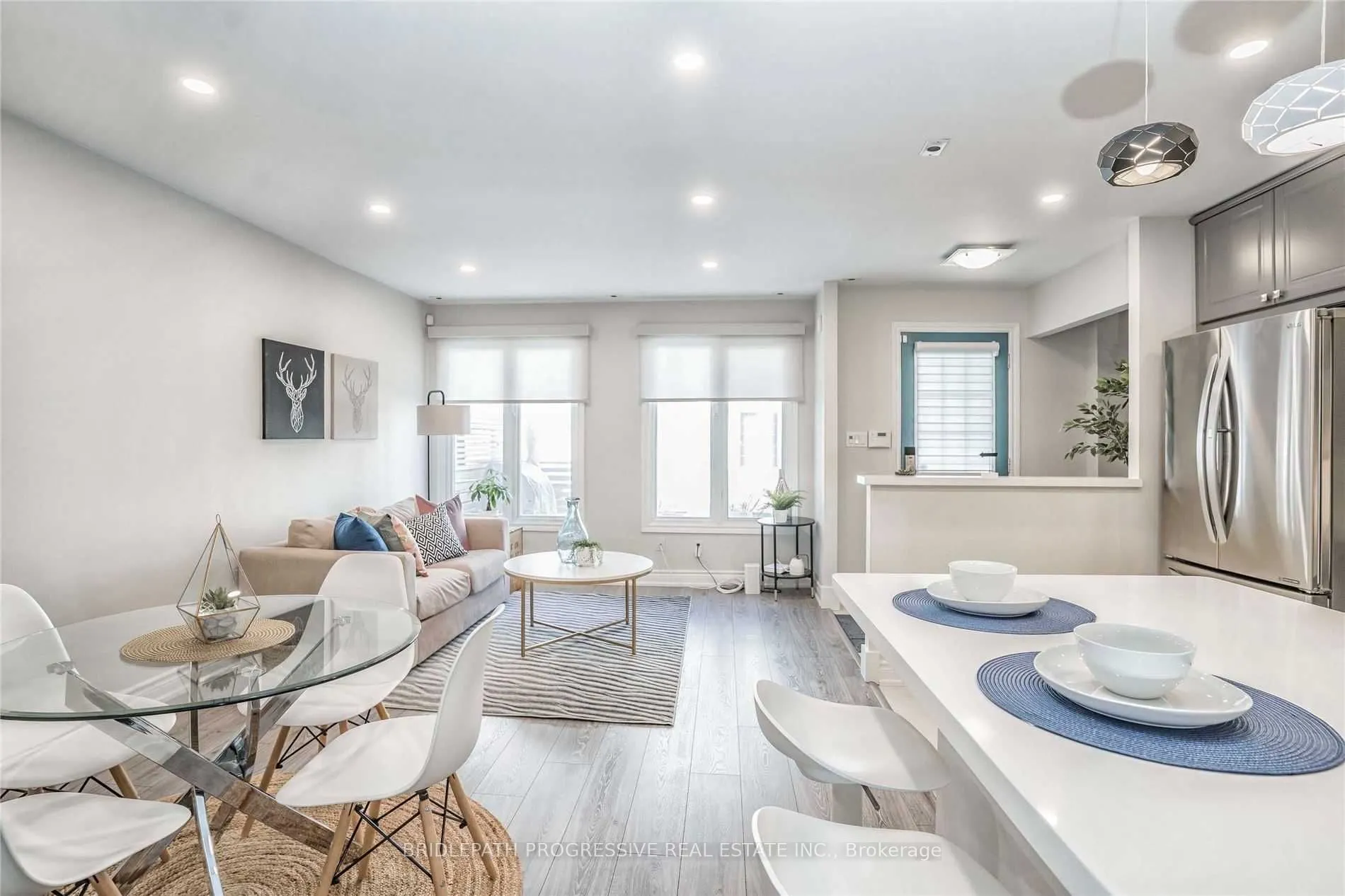 151 Townsgate Drive, #82