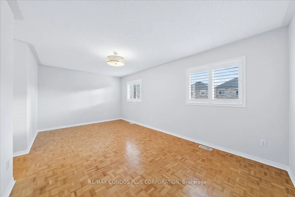 289 Deepsprings Crescent