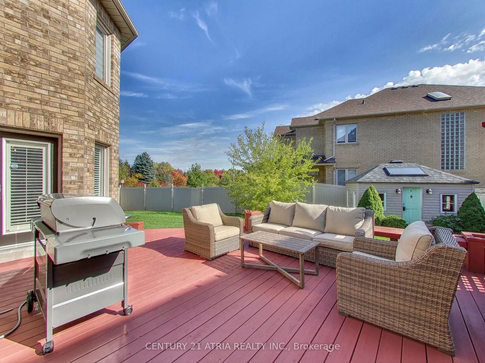 2 Whalen Court