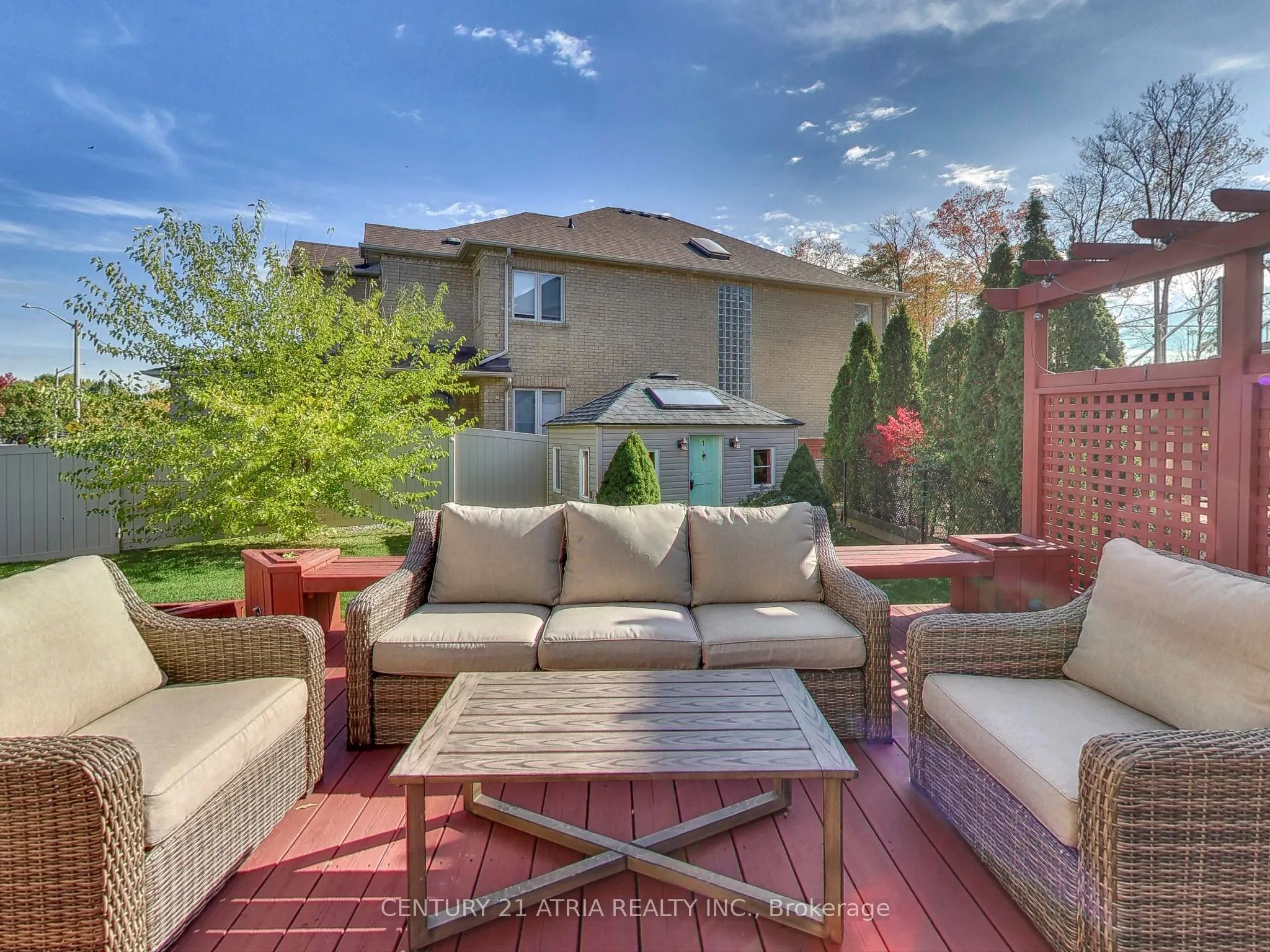 2 Whalen Court