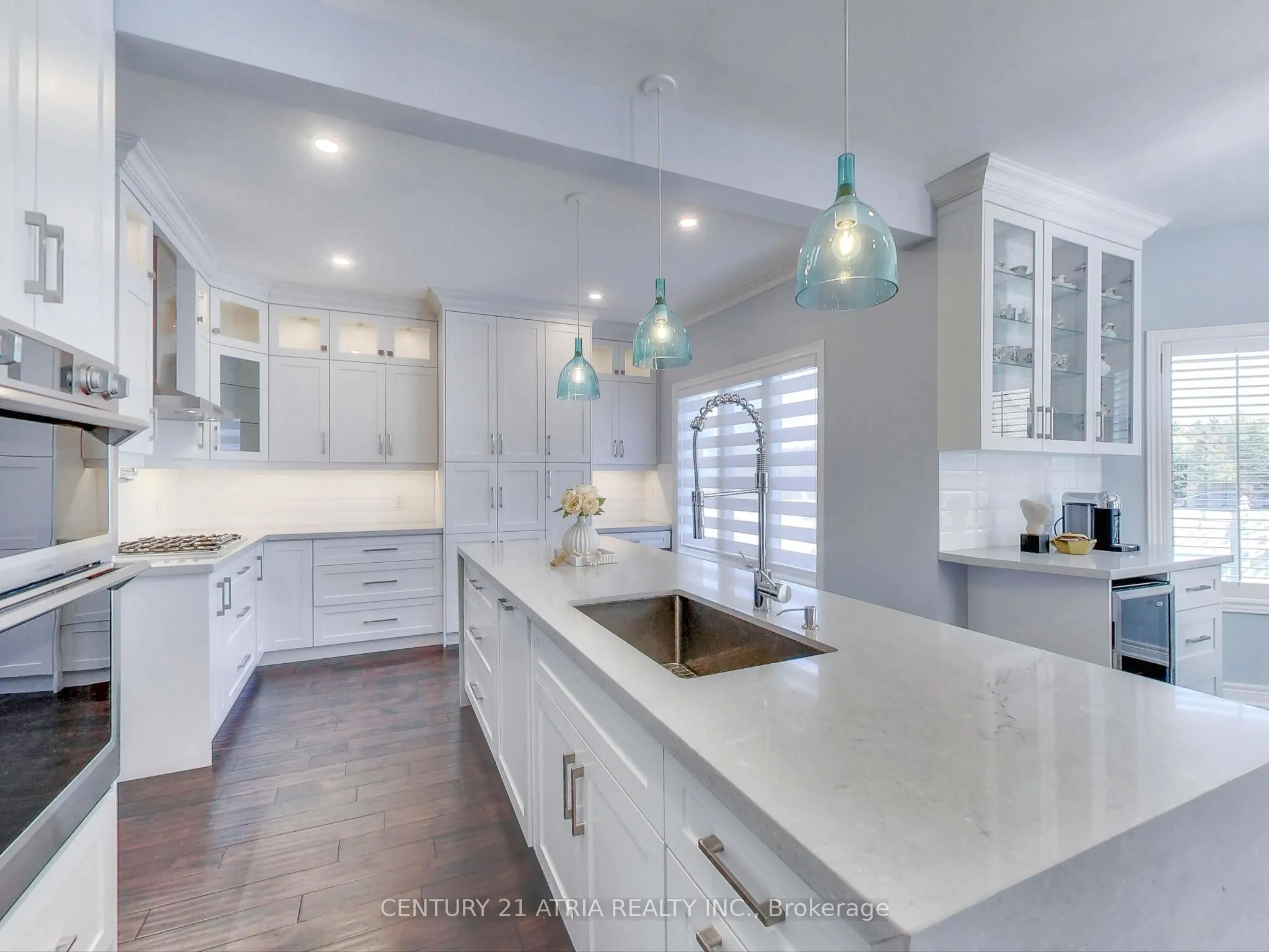 2 Whalen Court