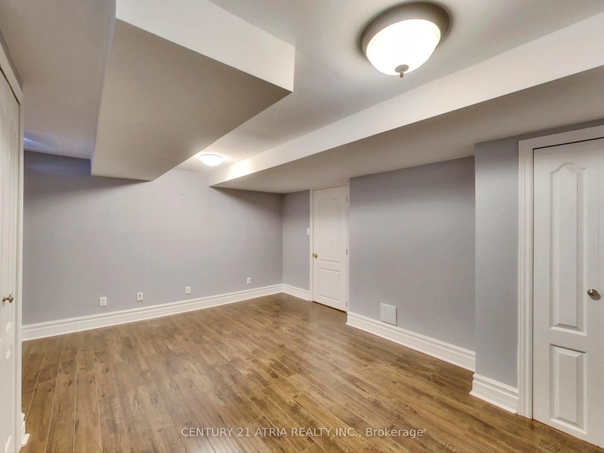 2 Whalen Court