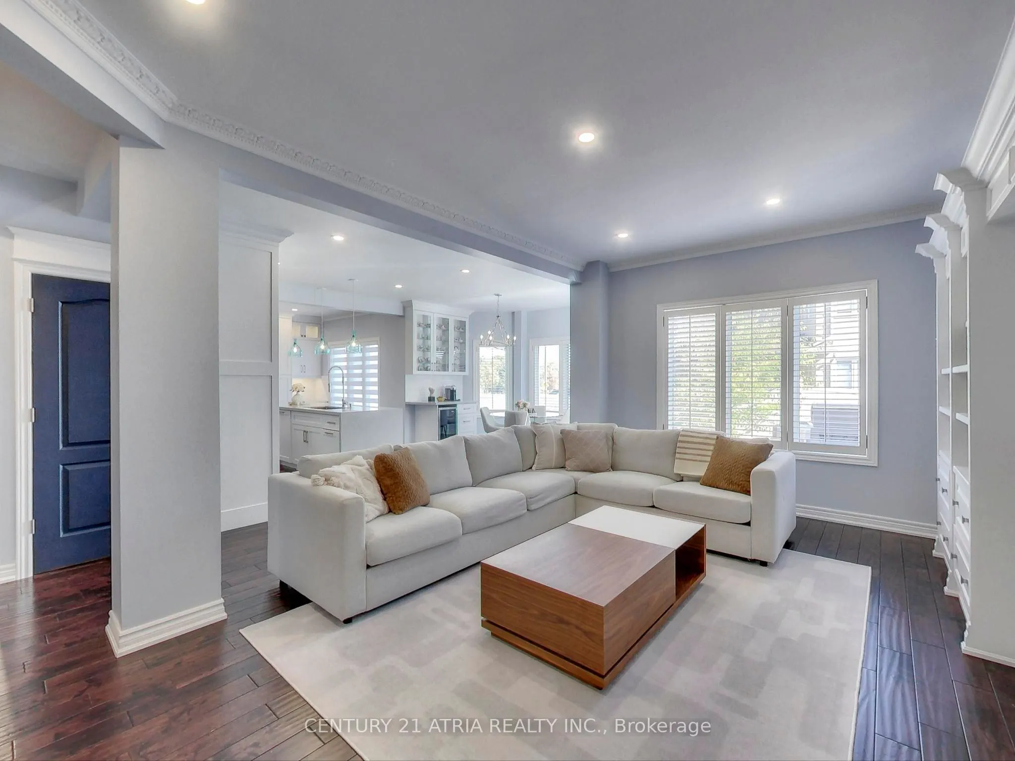 2 Whalen Court