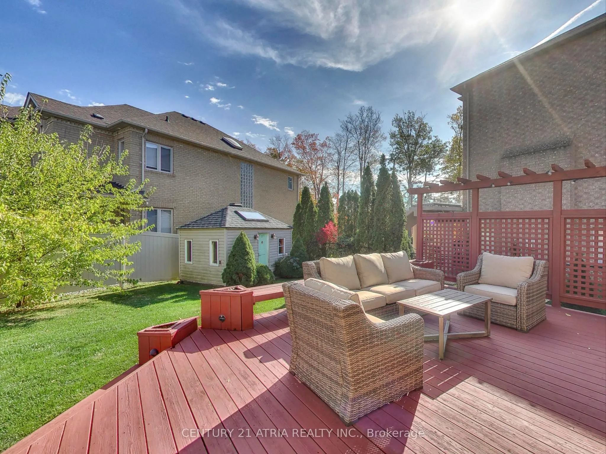 2 Whalen Court