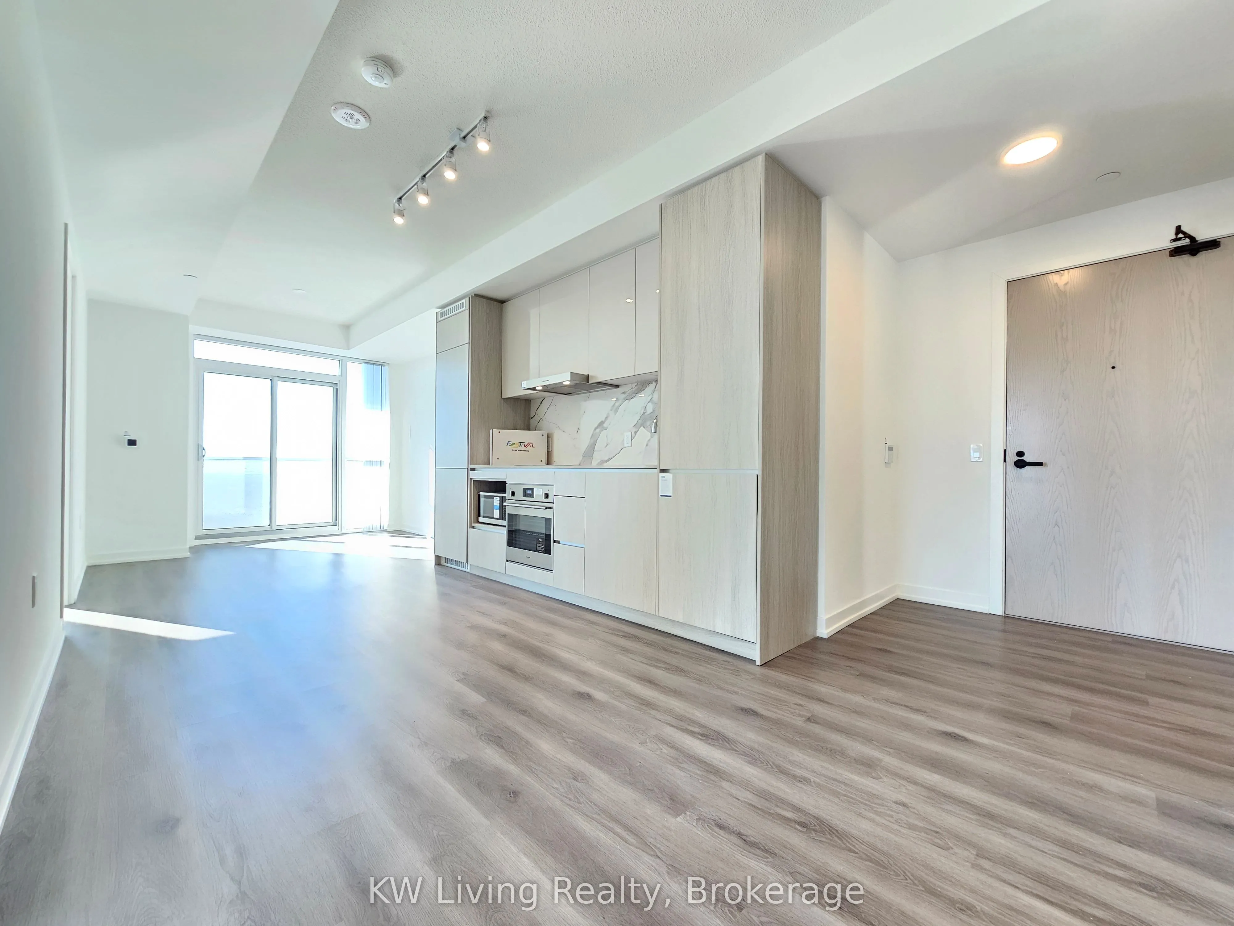 28 Interchange Way, #4510