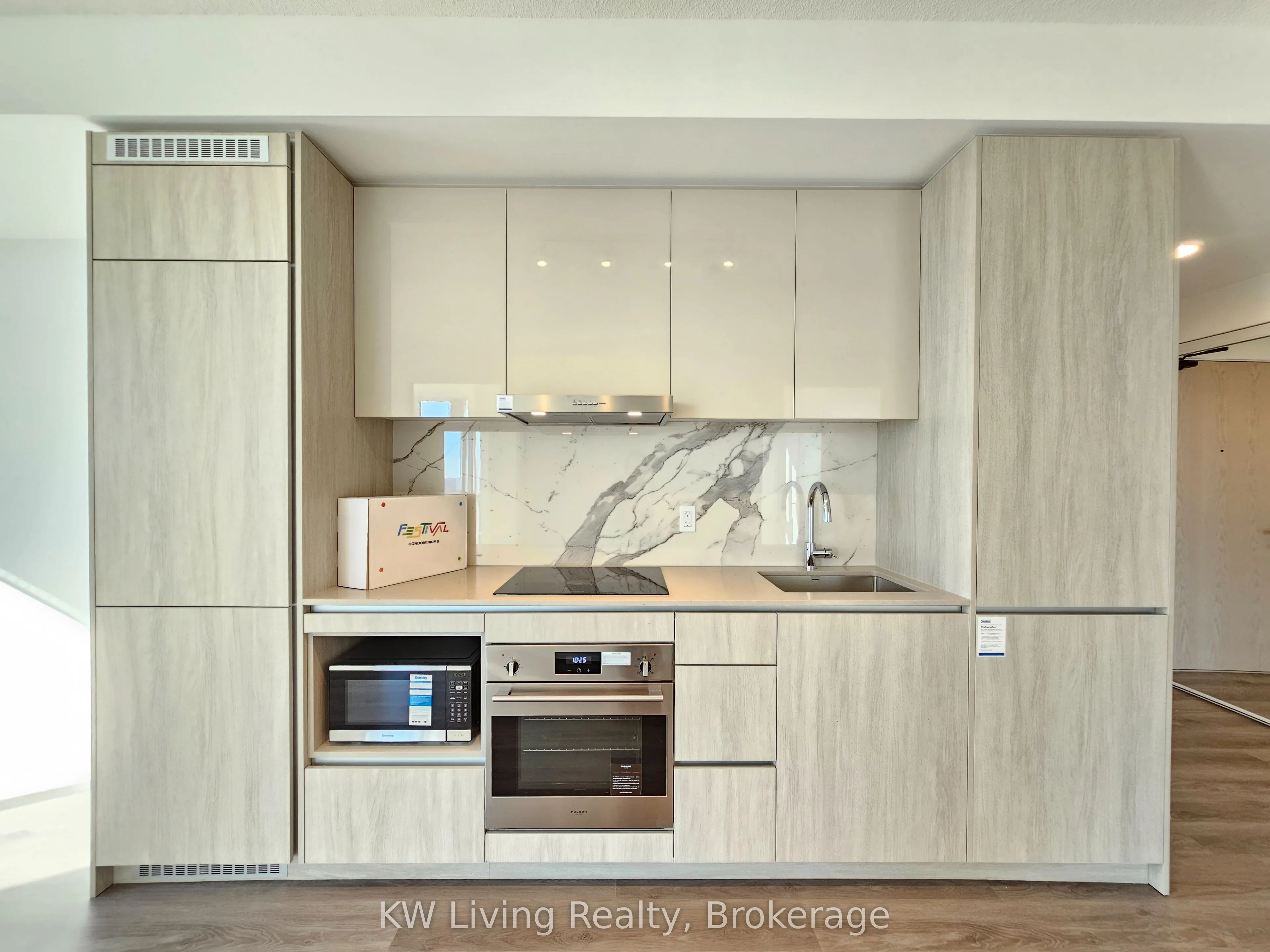 28 Interchange Way, #4510