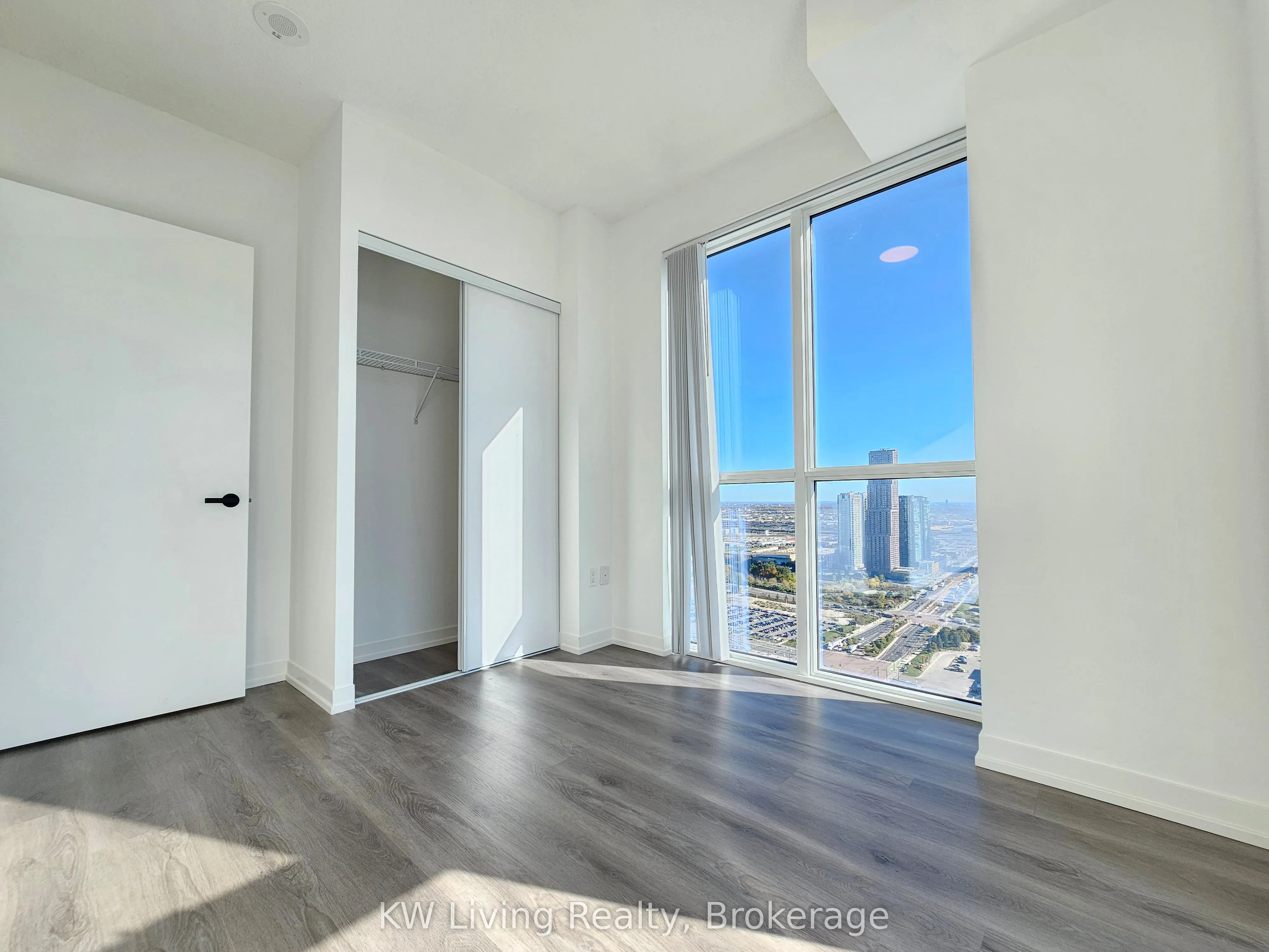 28 Interchange Way, #4510
