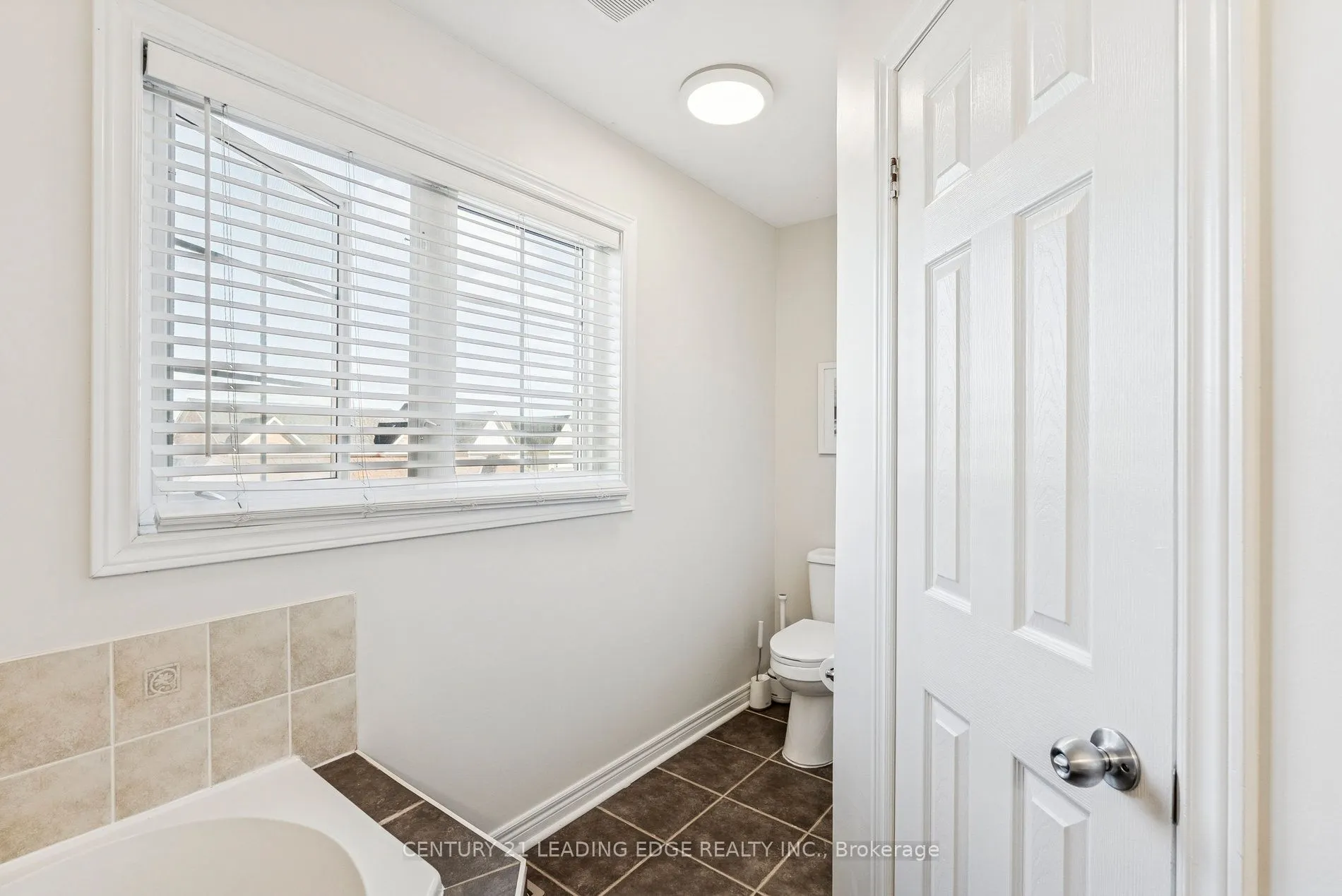33 Evaridge Drive