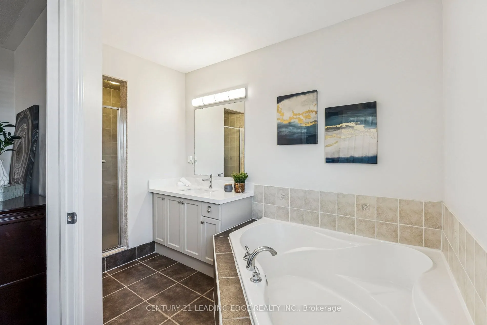 33 Evaridge Drive
