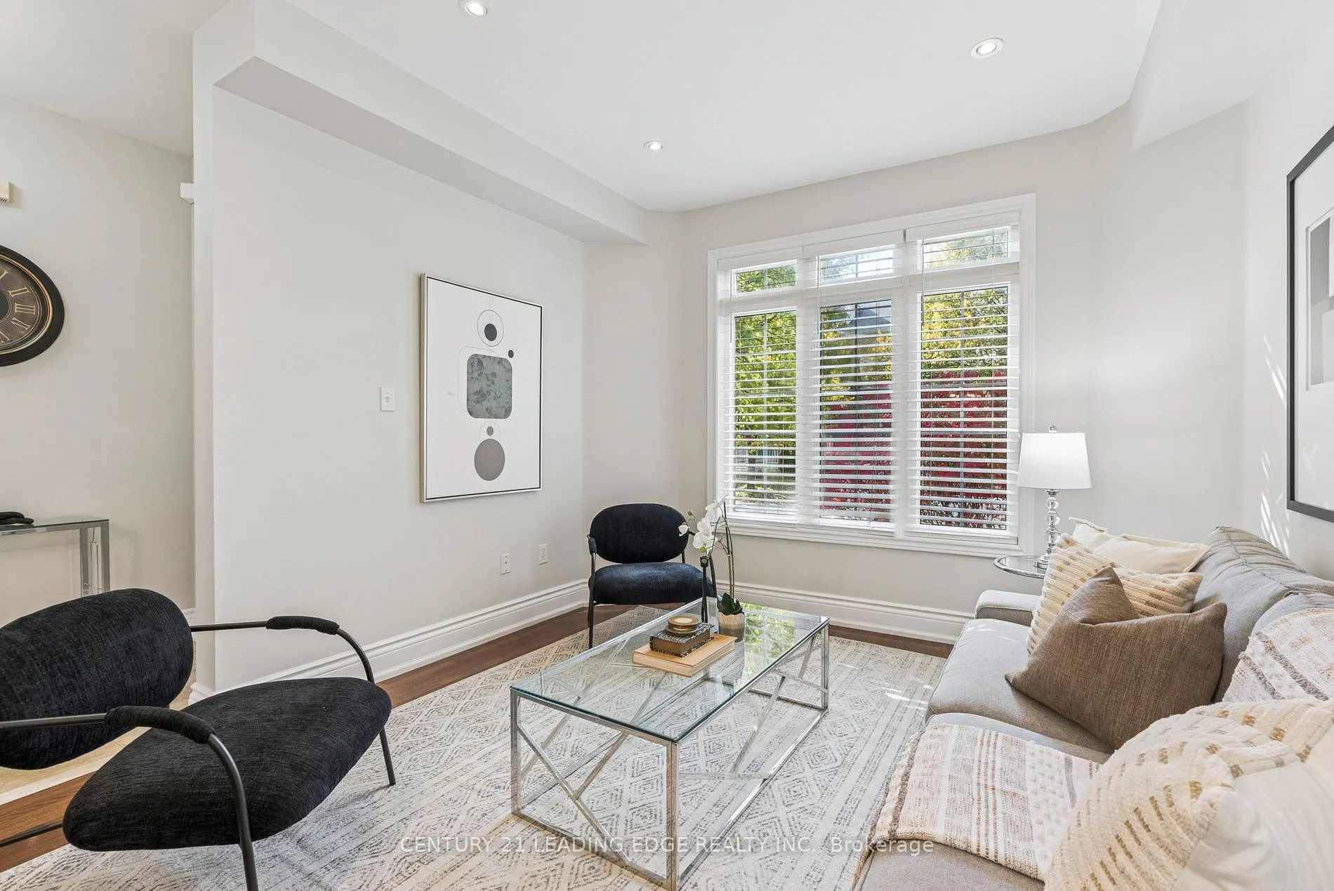 33 Evaridge Drive