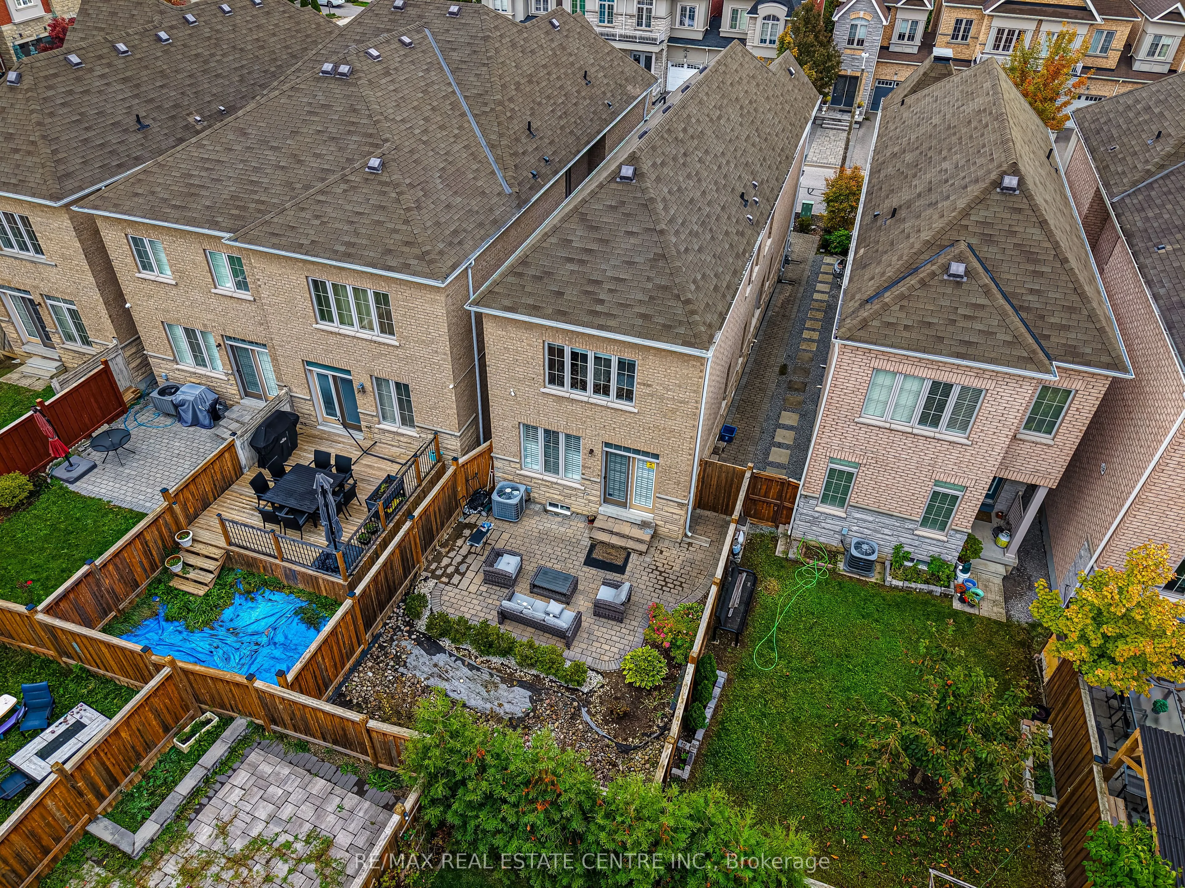 8 Bristlewood Crescent
