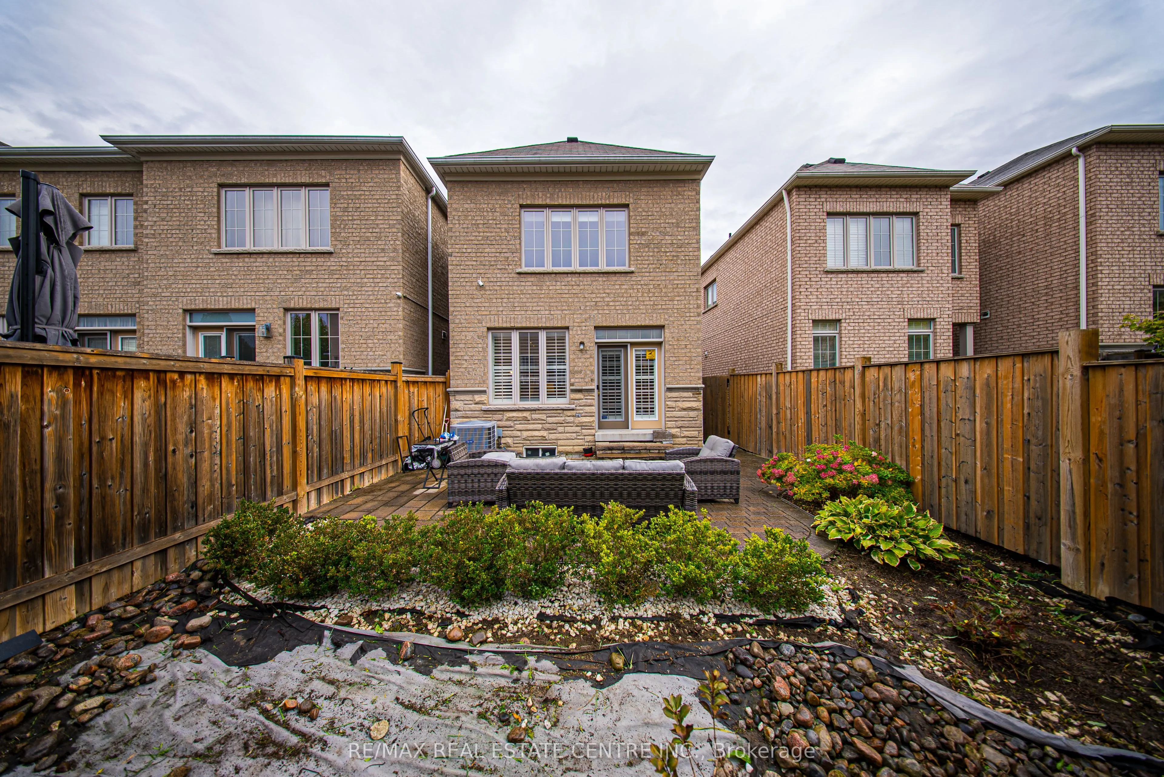 8 Bristlewood Crescent