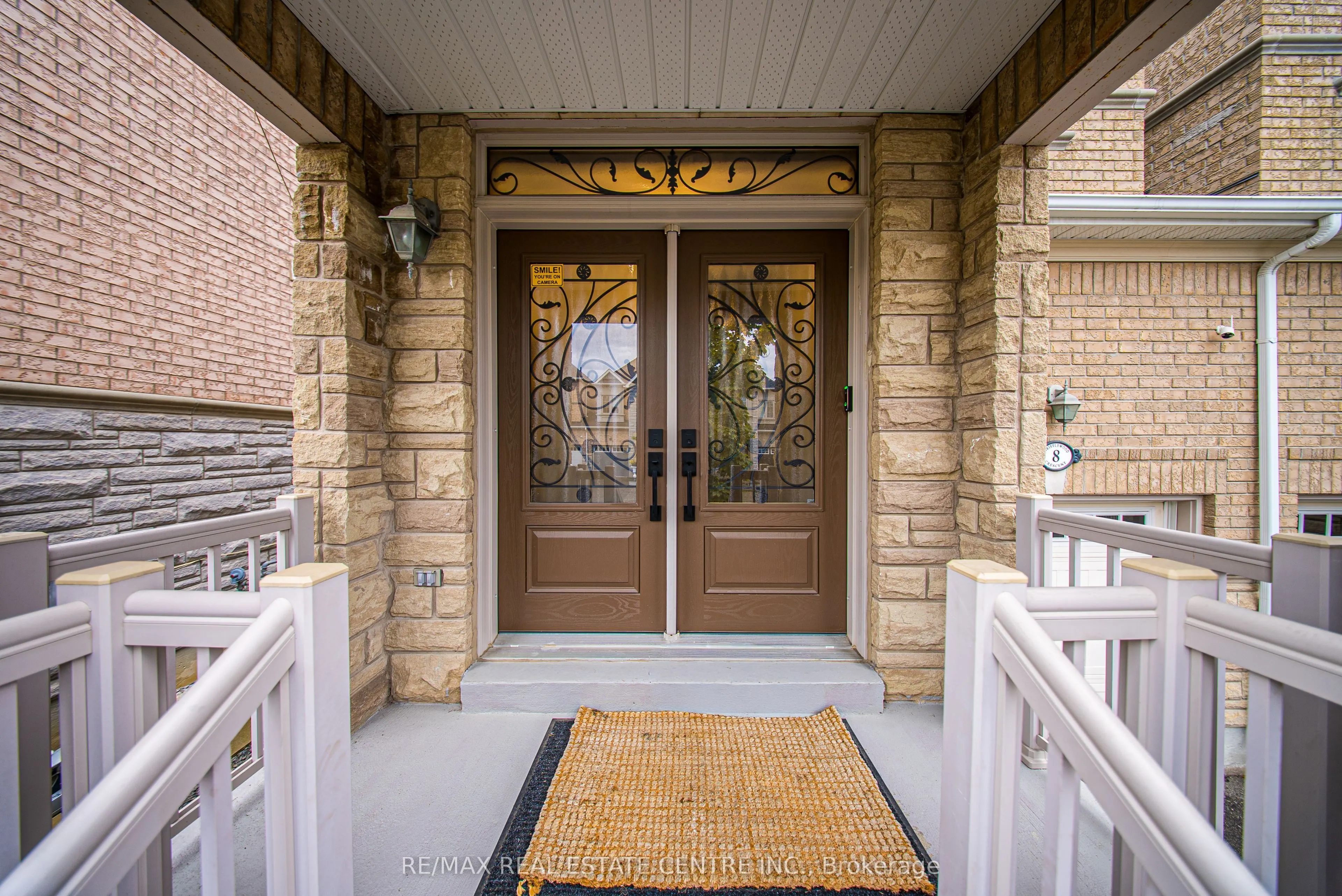 8 Bristlewood Crescent