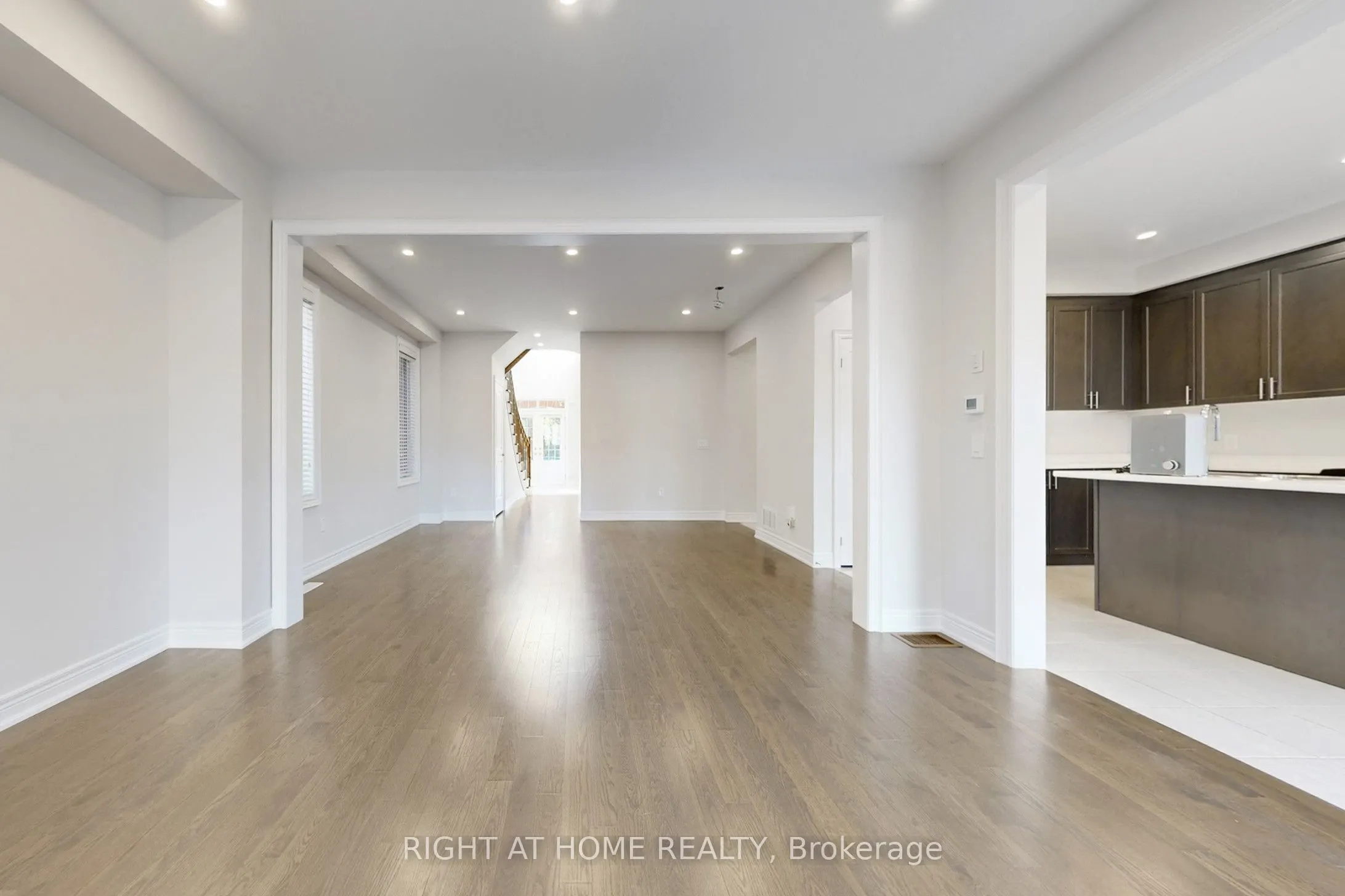 11 Robert Wilson Crescent