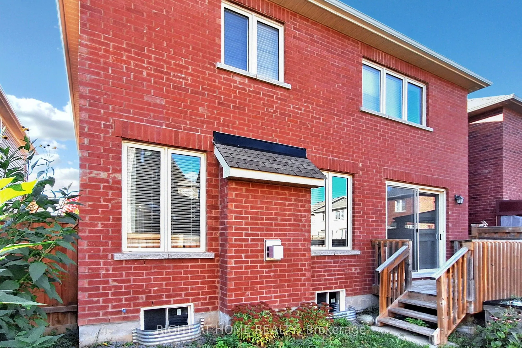 11 Robert Wilson Crescent