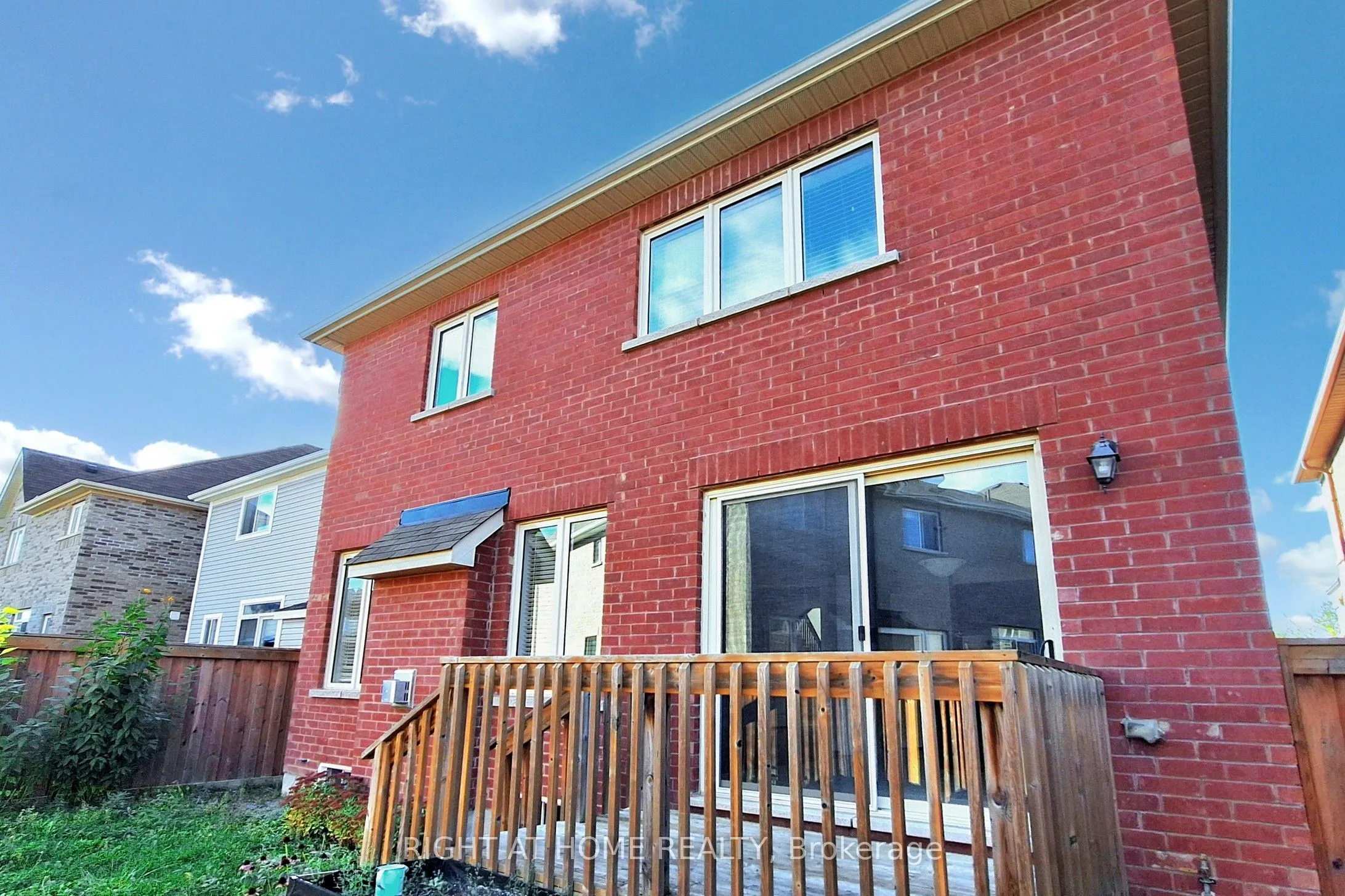 11 Robert Wilson Crescent