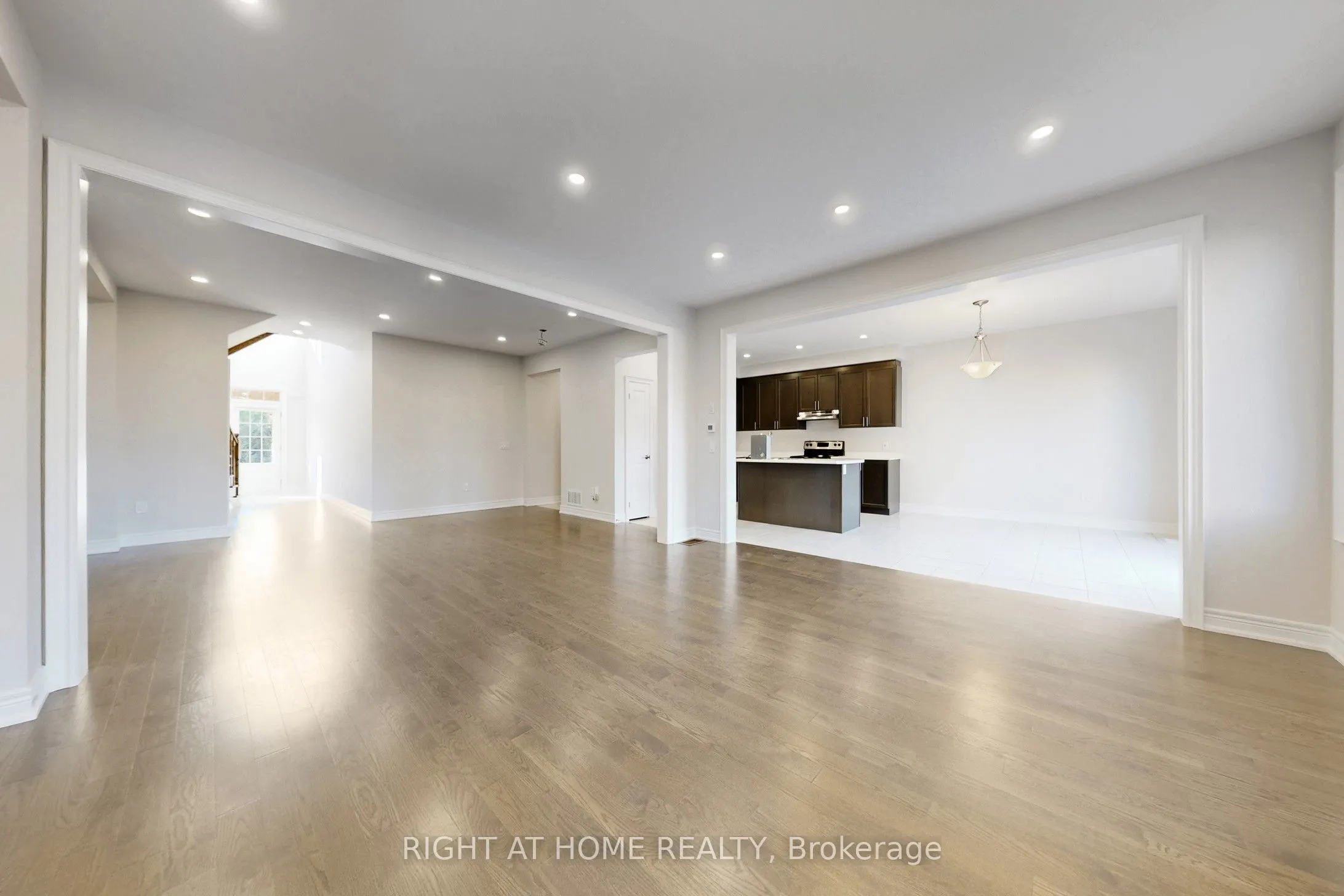 11 Robert Wilson Crescent