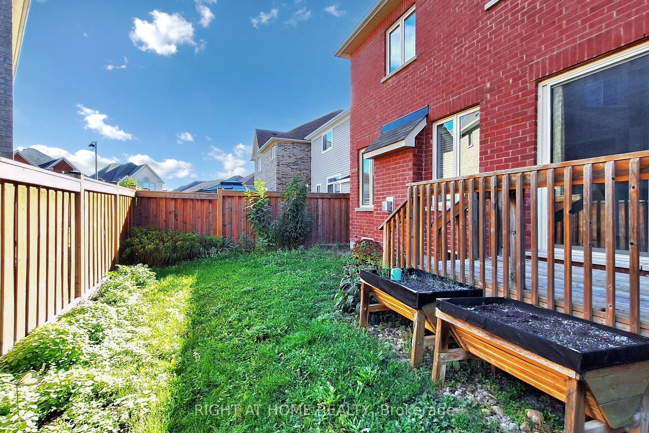 11 Robert Wilson Crescent