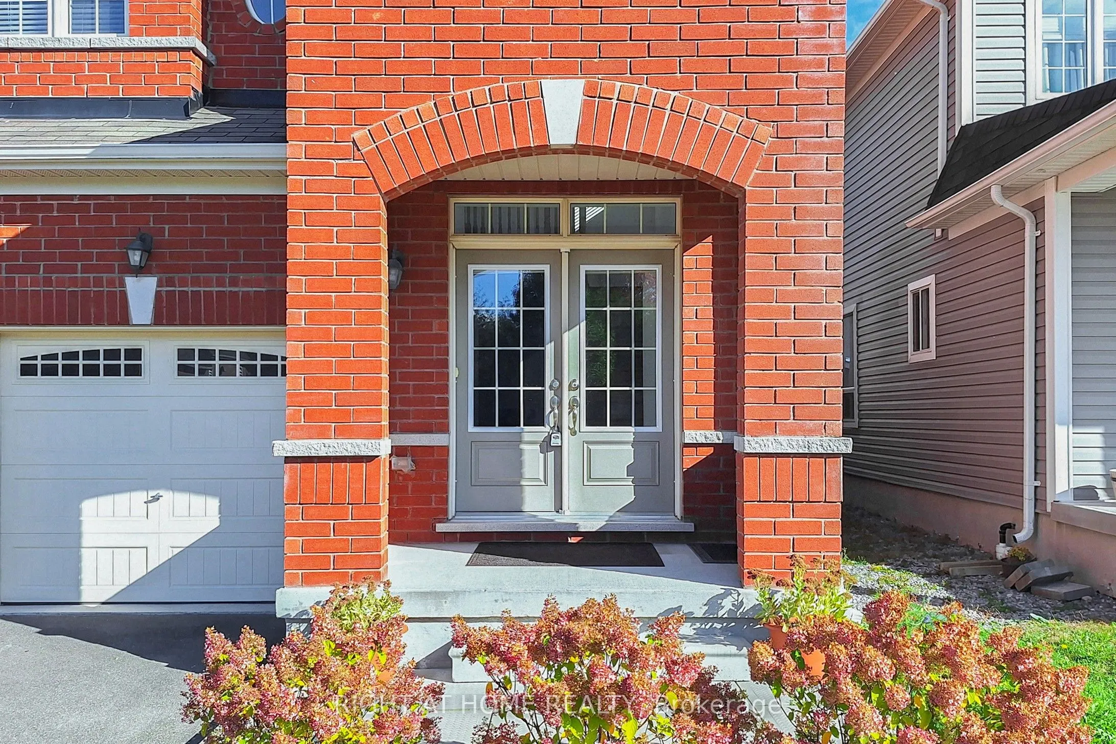 11 Robert Wilson Crescent