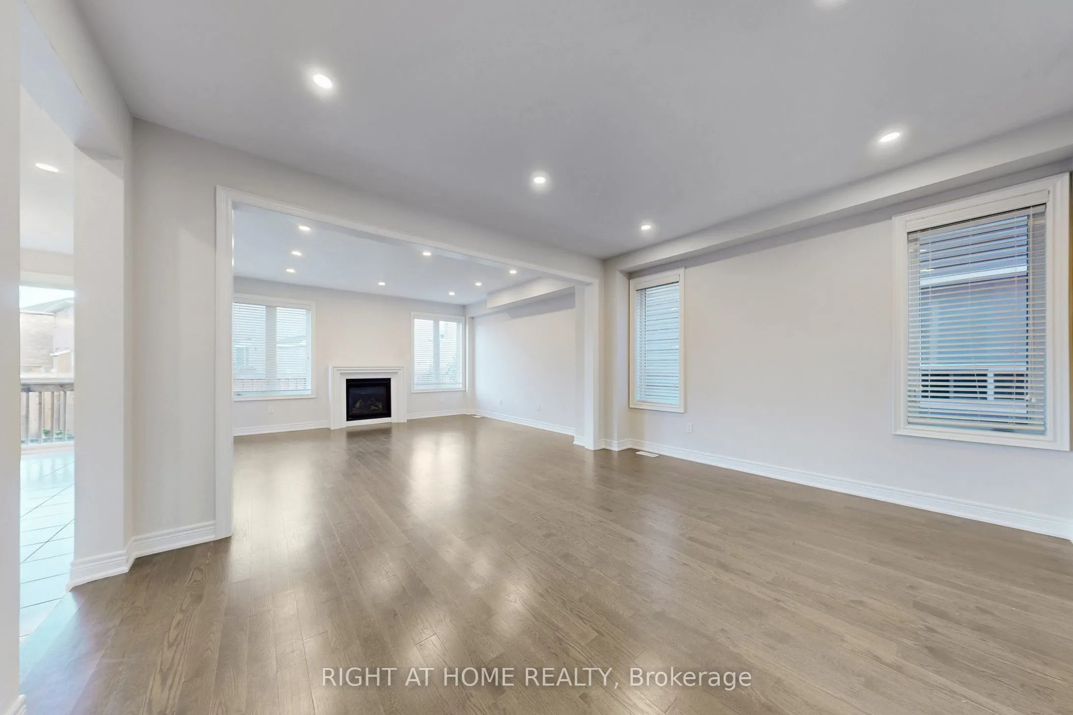 11 Robert Wilson Crescent