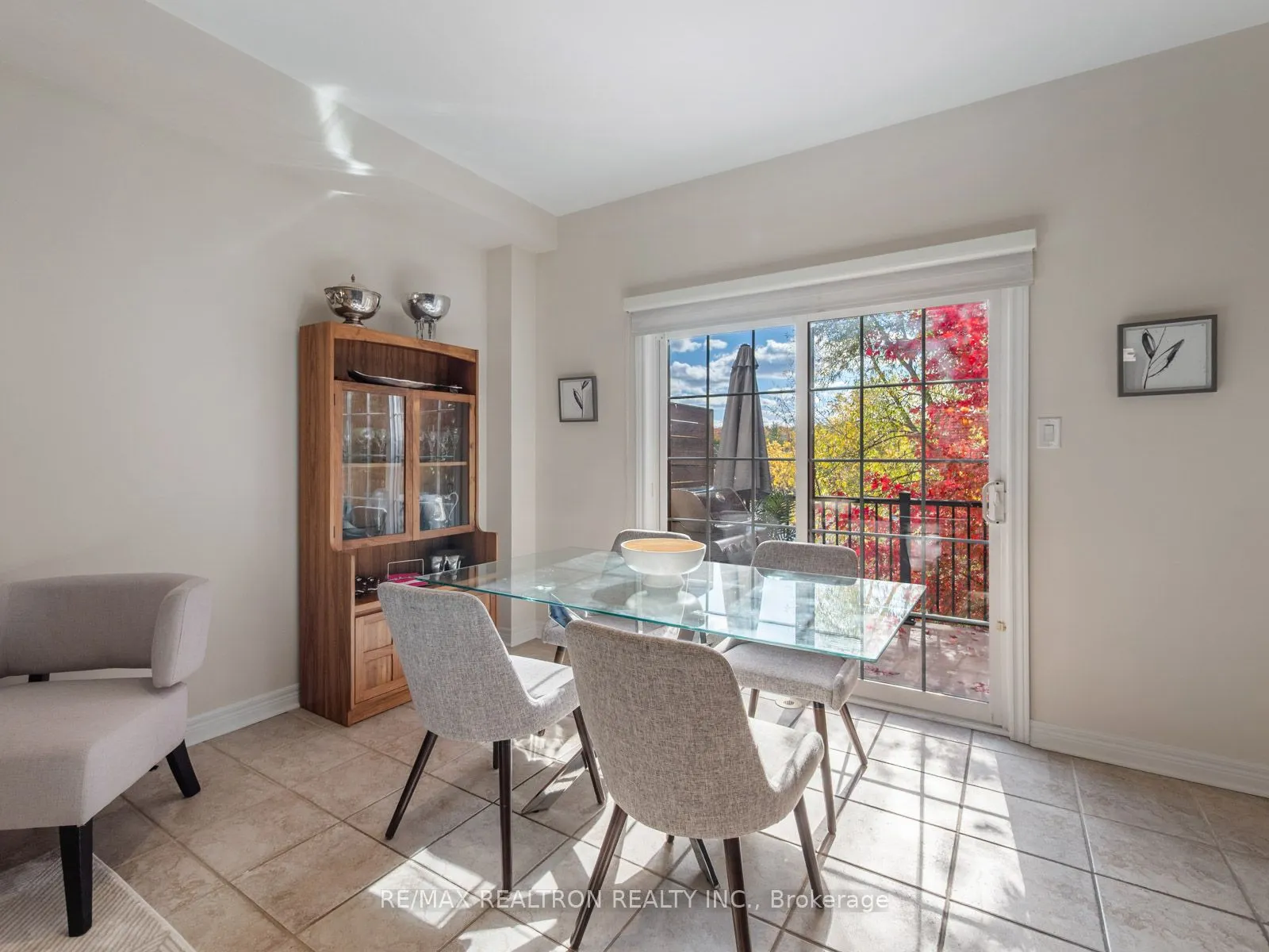 8900 Bathurst Street, #8