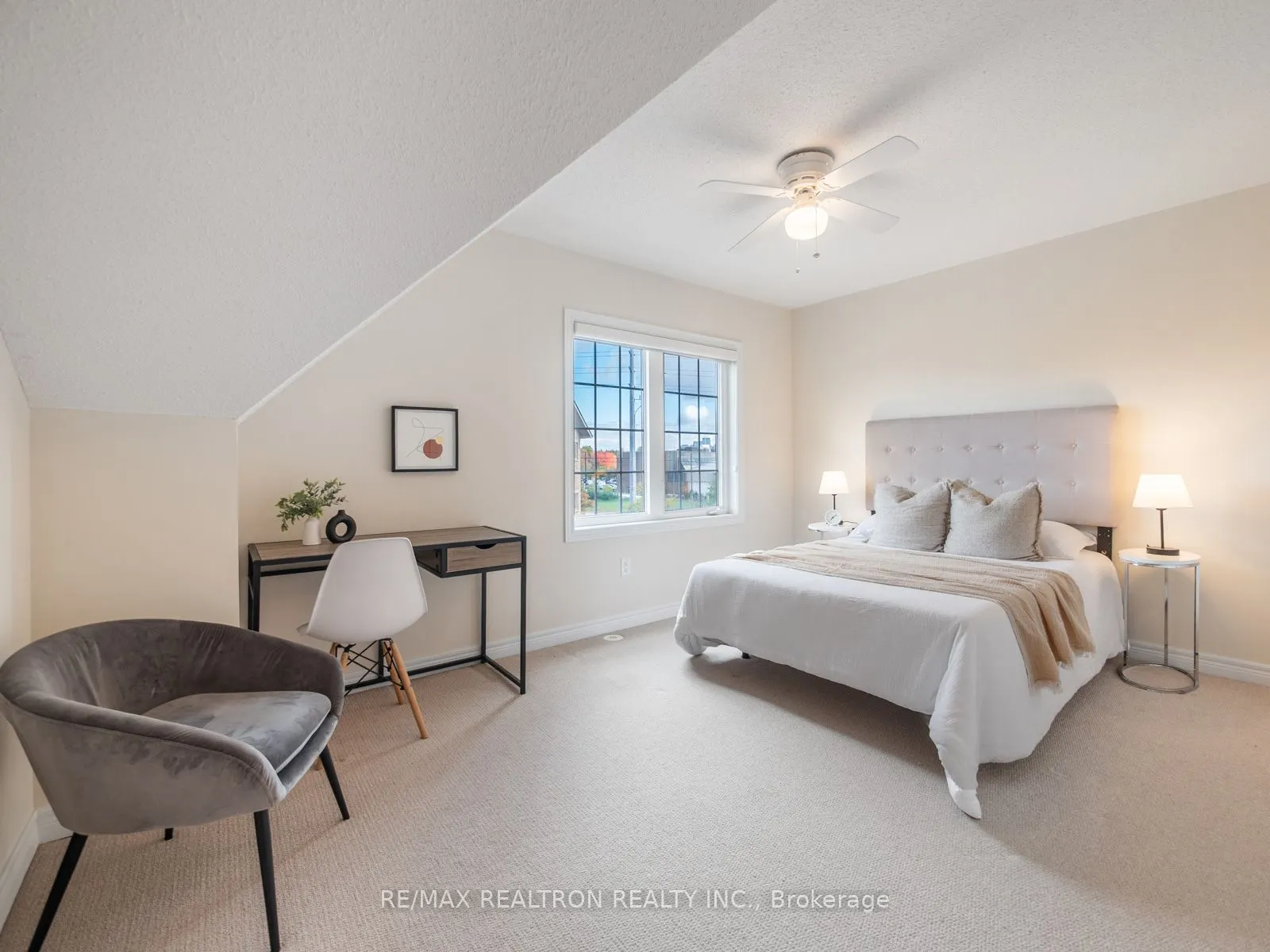 8900 Bathurst Street, #8