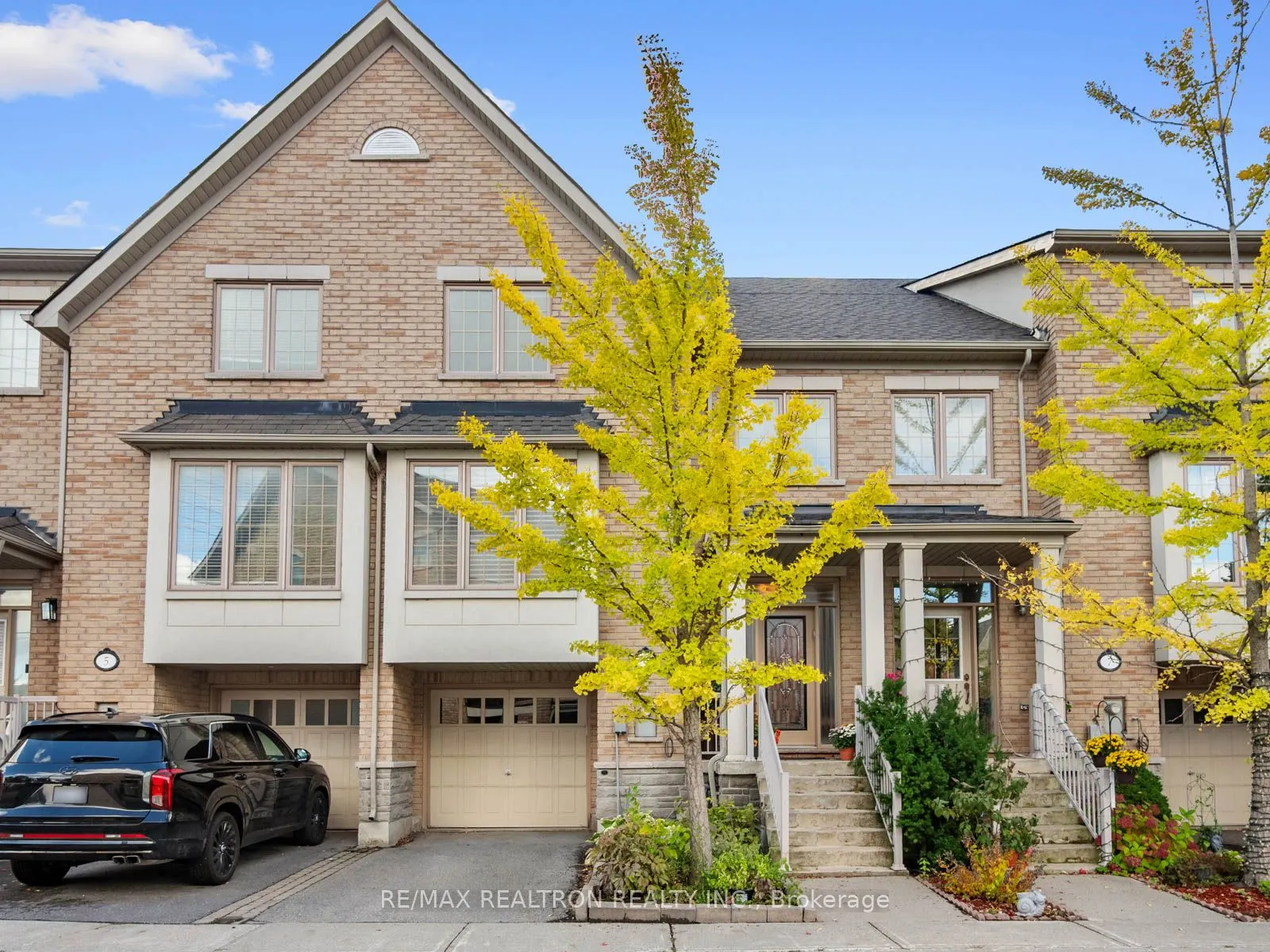 8900 Bathurst Street, #8