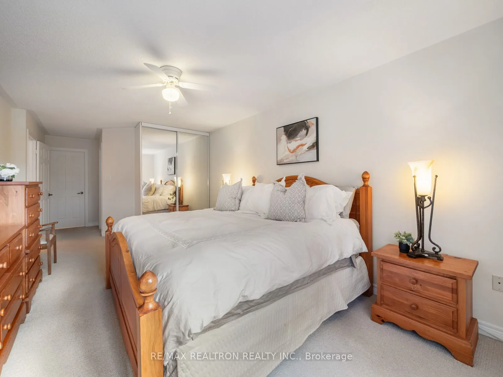 8900 Bathurst Street, #8