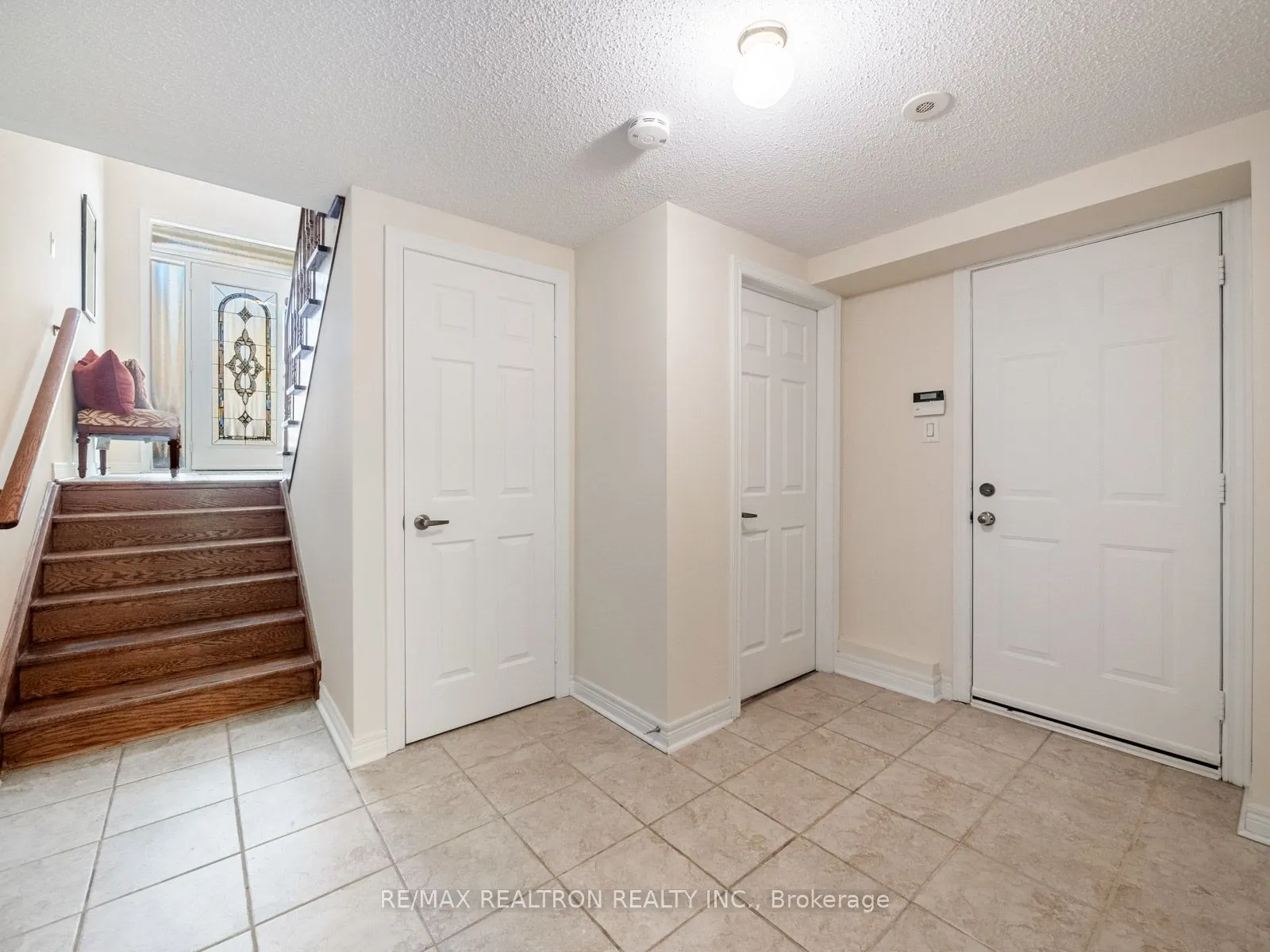 8900 Bathurst Street, #8