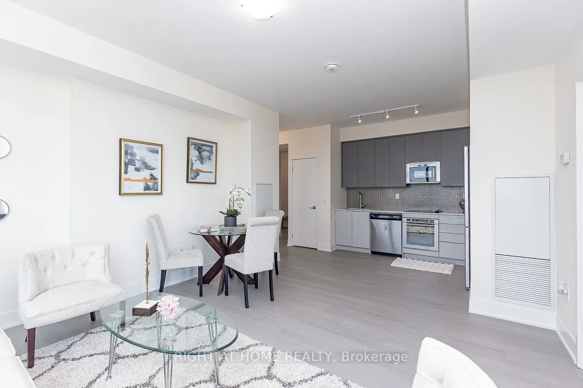 2908 Highway 7, #902