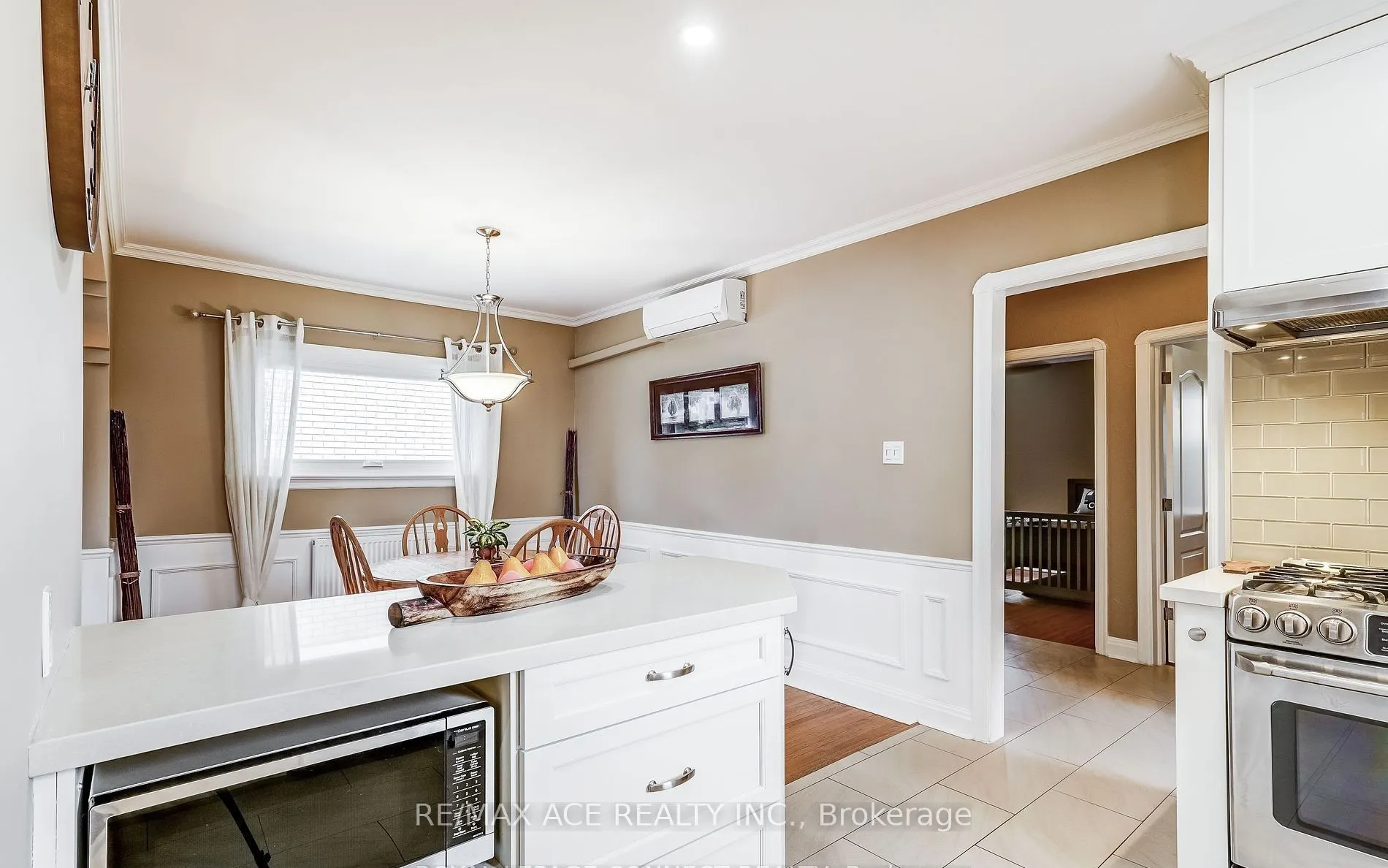 664 Gorham Street, #Main